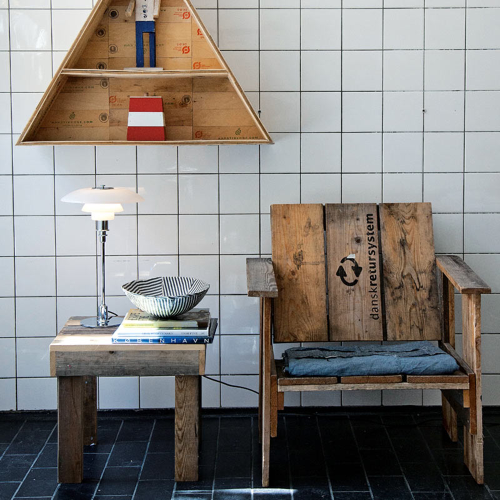 PH 3/2 Stolní Lampa High-Gloss Chrome-Plated - Louis Poulsen
