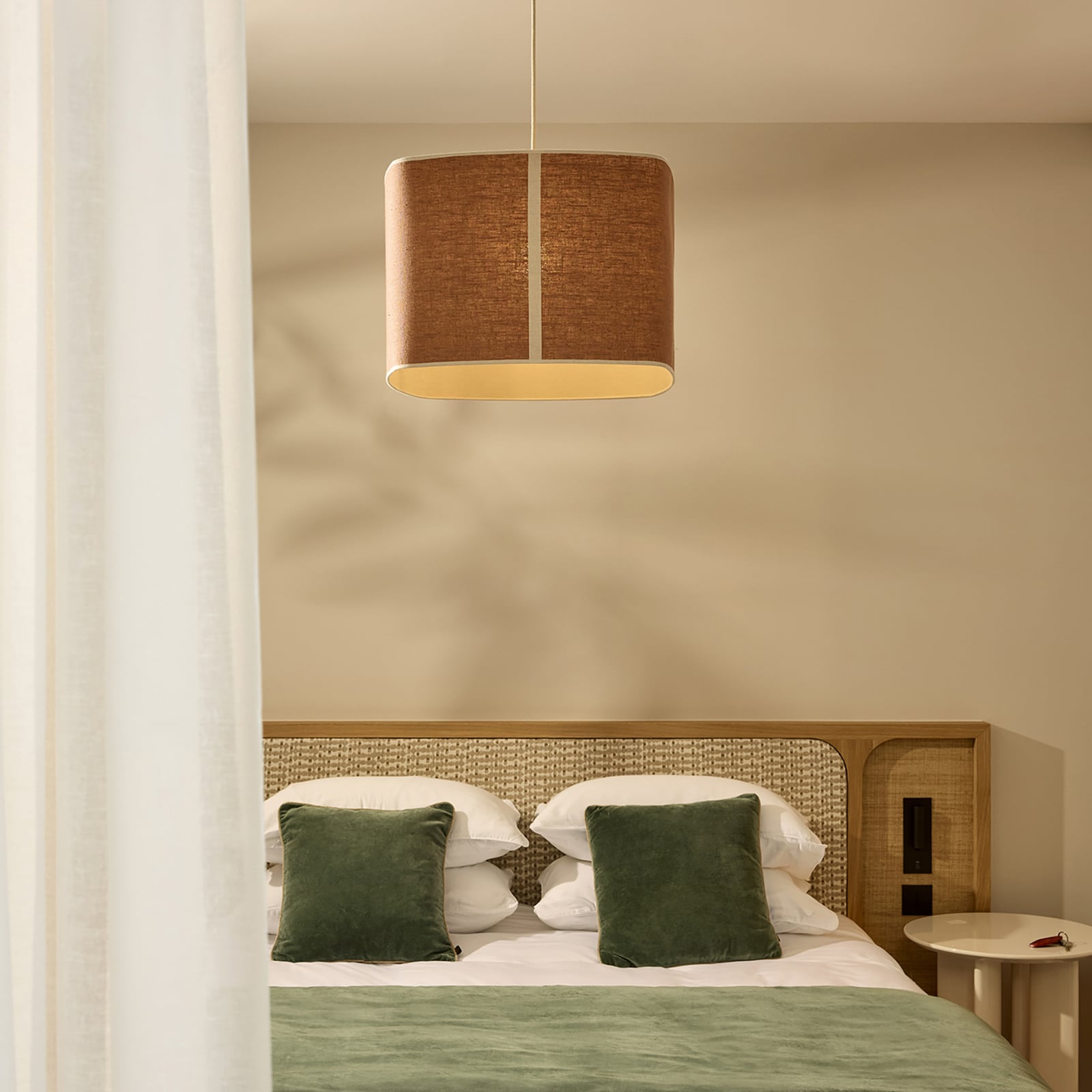 Lampada a sospensione Dolce, giallo curry - MARKET SET