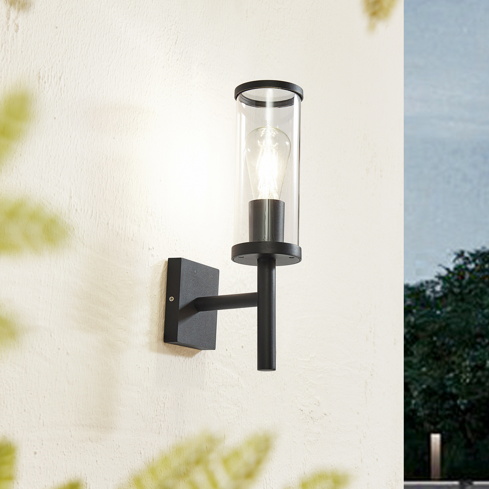 Lucande outdoor wall light Zanta, height 39 cm, IP54, black