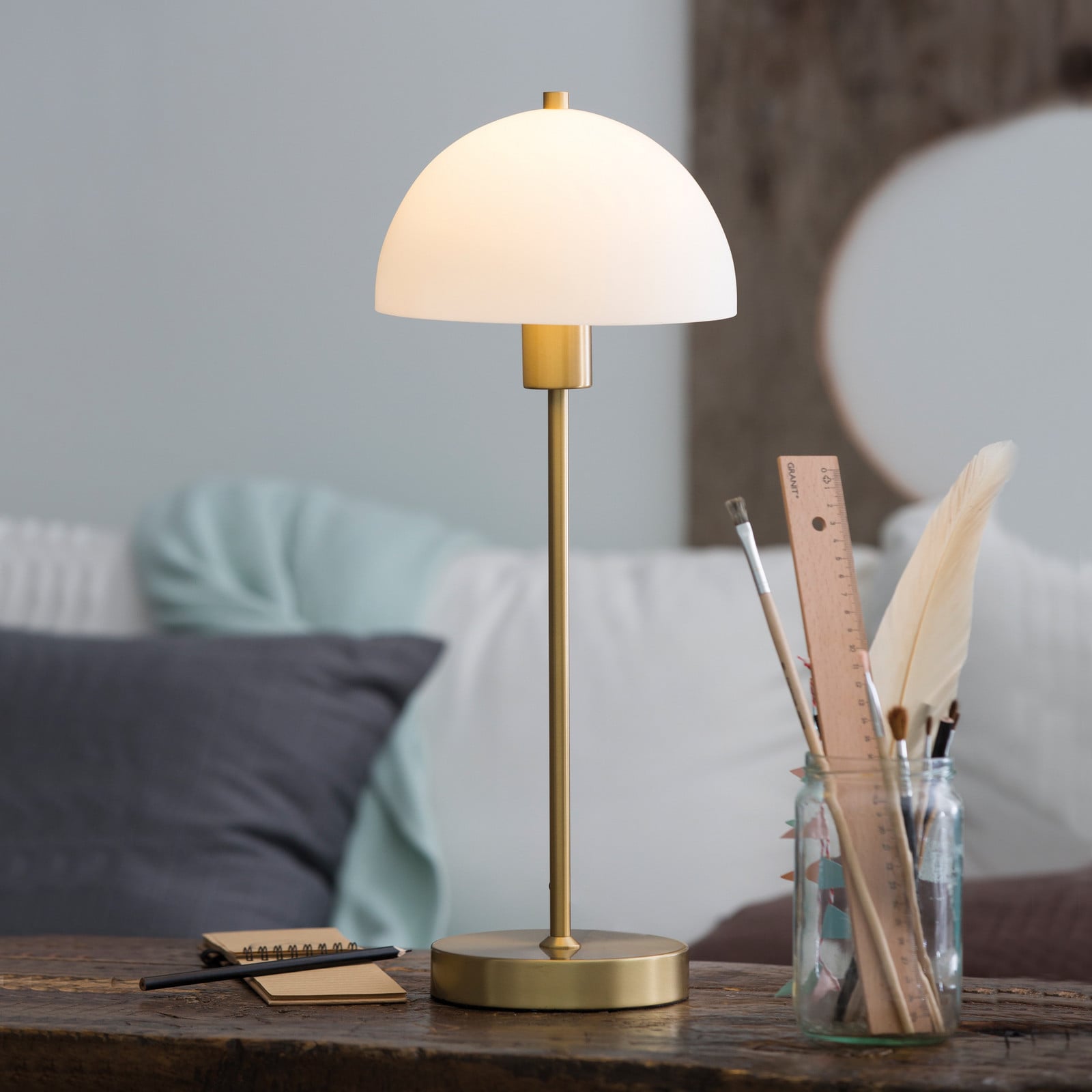 Vienda Bordlampe Brass/Opal Herstal - Stue - Metal billede