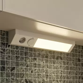 Lampada da mobili Kob LED con interruttore, nichel