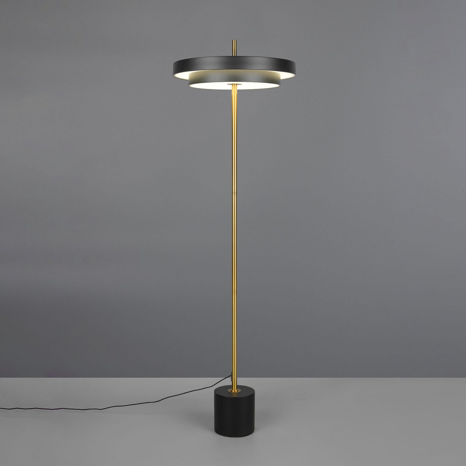 LED vloerlamp Keaton, zwart/goudkleurig, hoogte 138 cm, CCT LED vloerlamp Keaton, zwart/goudkleurig, hoogte 138 cm, CCT