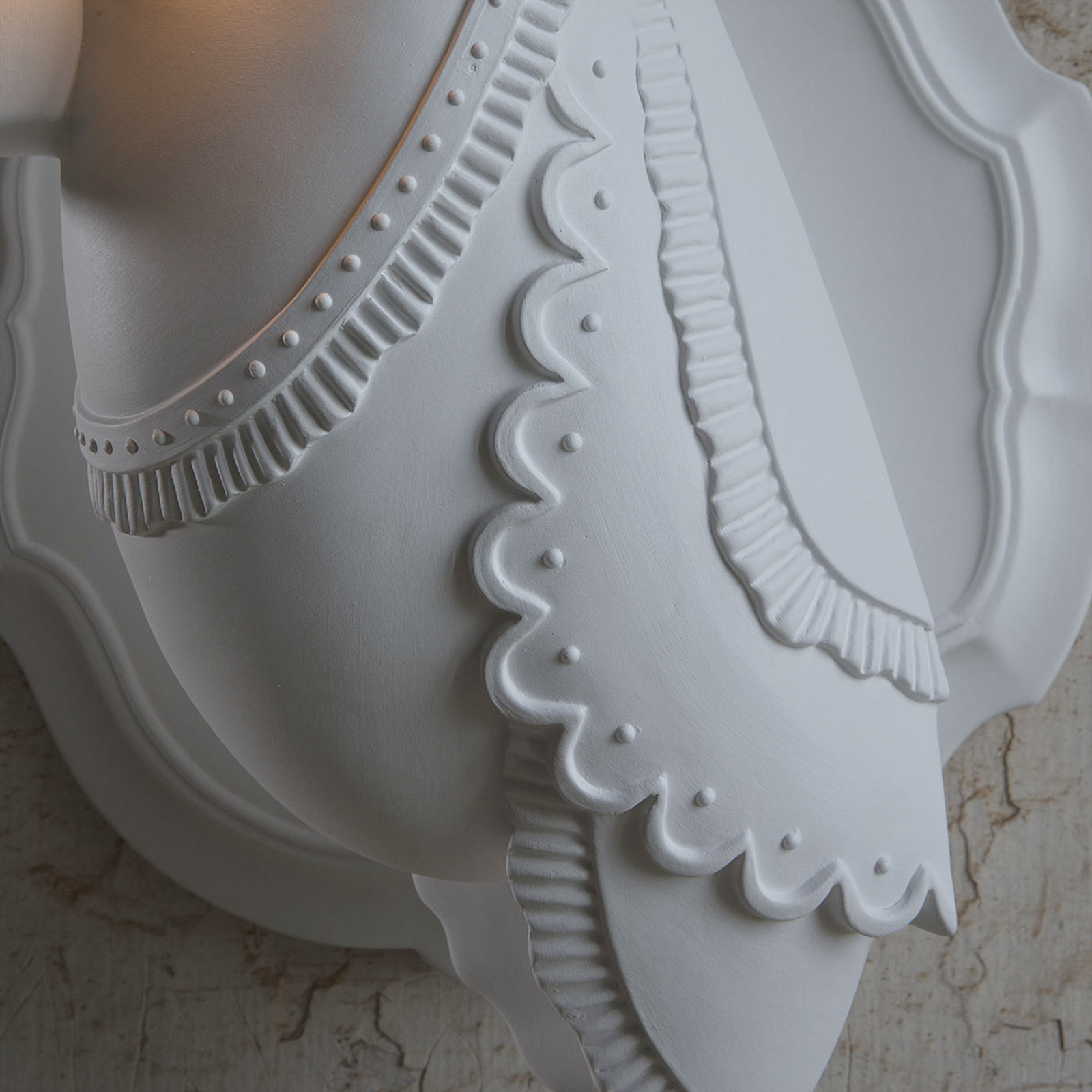 Karman Cubano - nástěnné světlo z keramiky