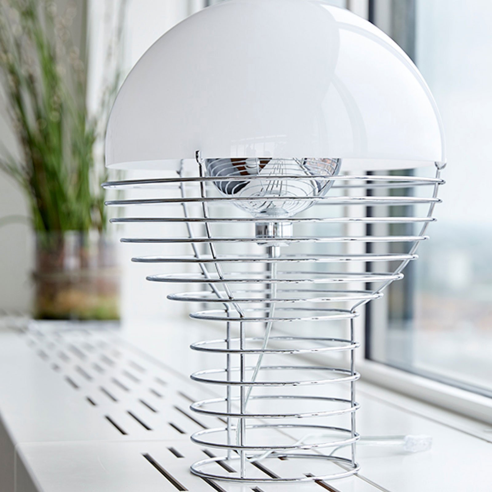 Wire Bordlampe Ø40 Hvit - Verpan