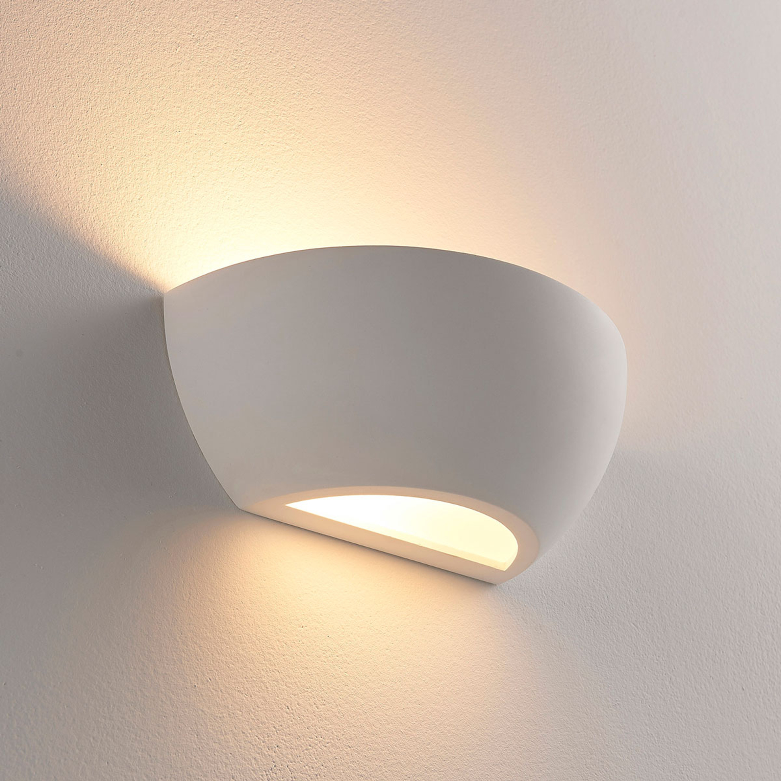 Jimmy LED wall lamp with Easydim function, plaster Lights.co.uk