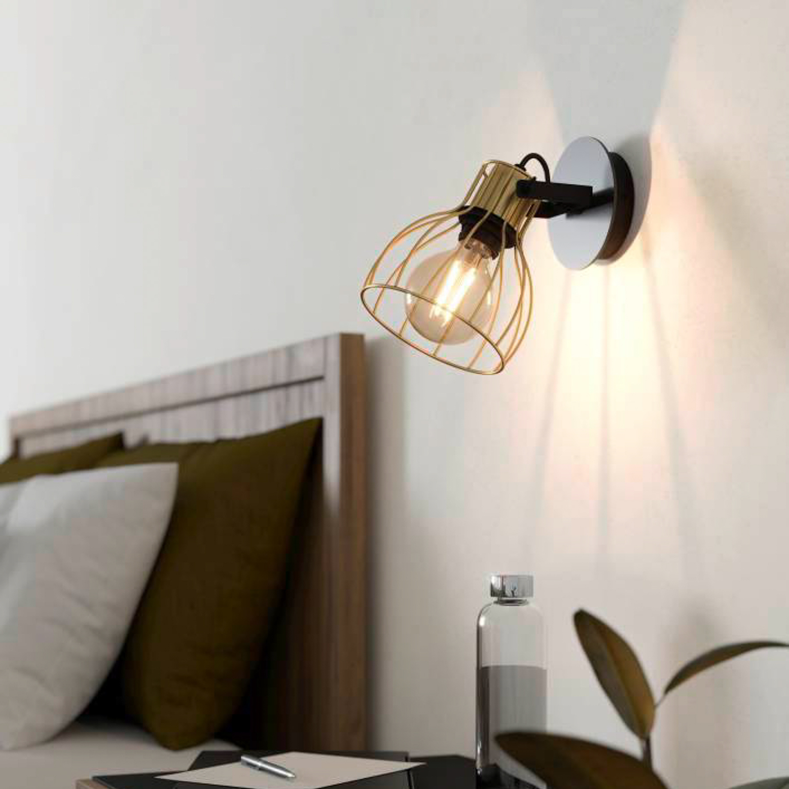 EGLO Sambatello wandlamp 1-lamp zwart/goud