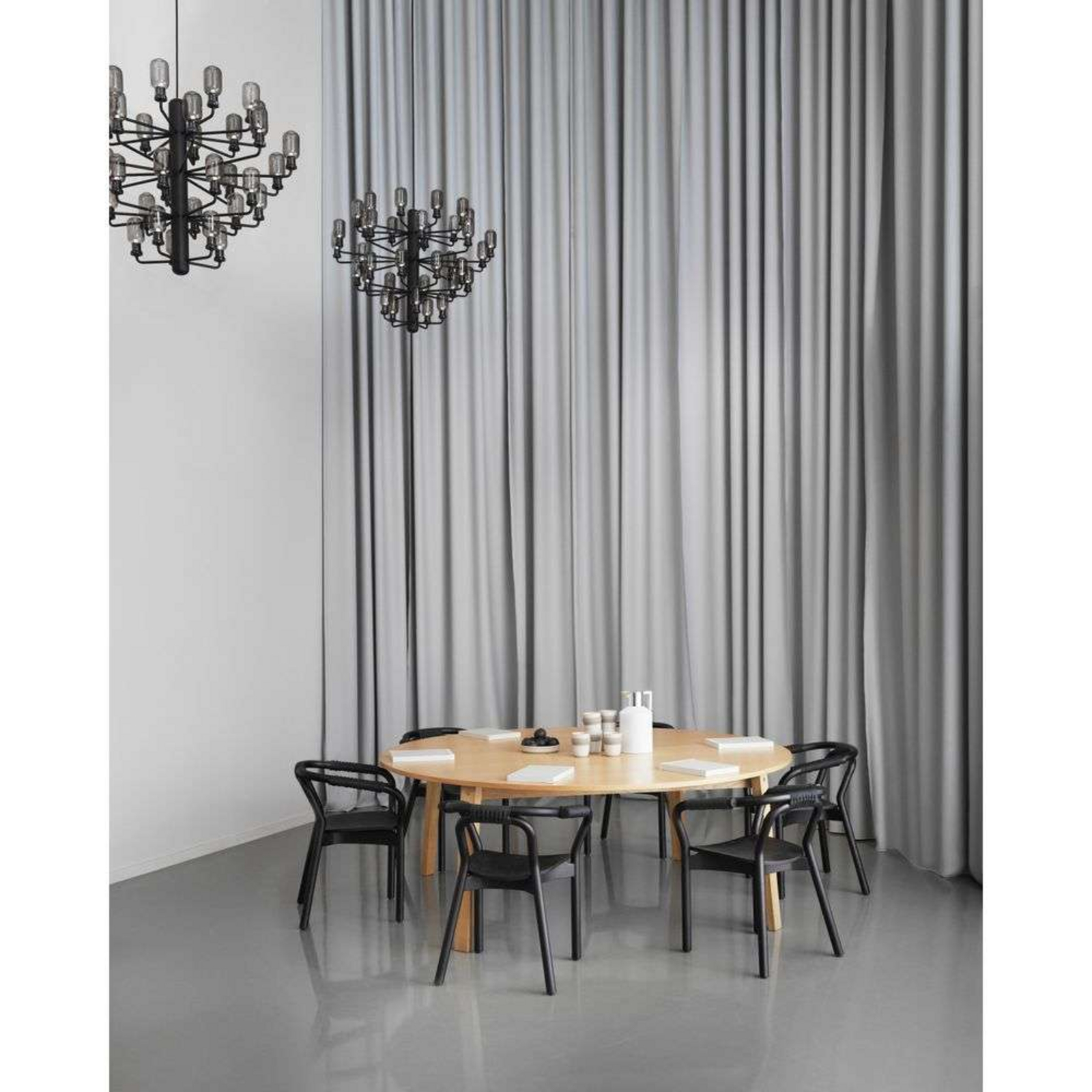 Amp Candelabru Small Smoke/Black - Normann Copenhagen