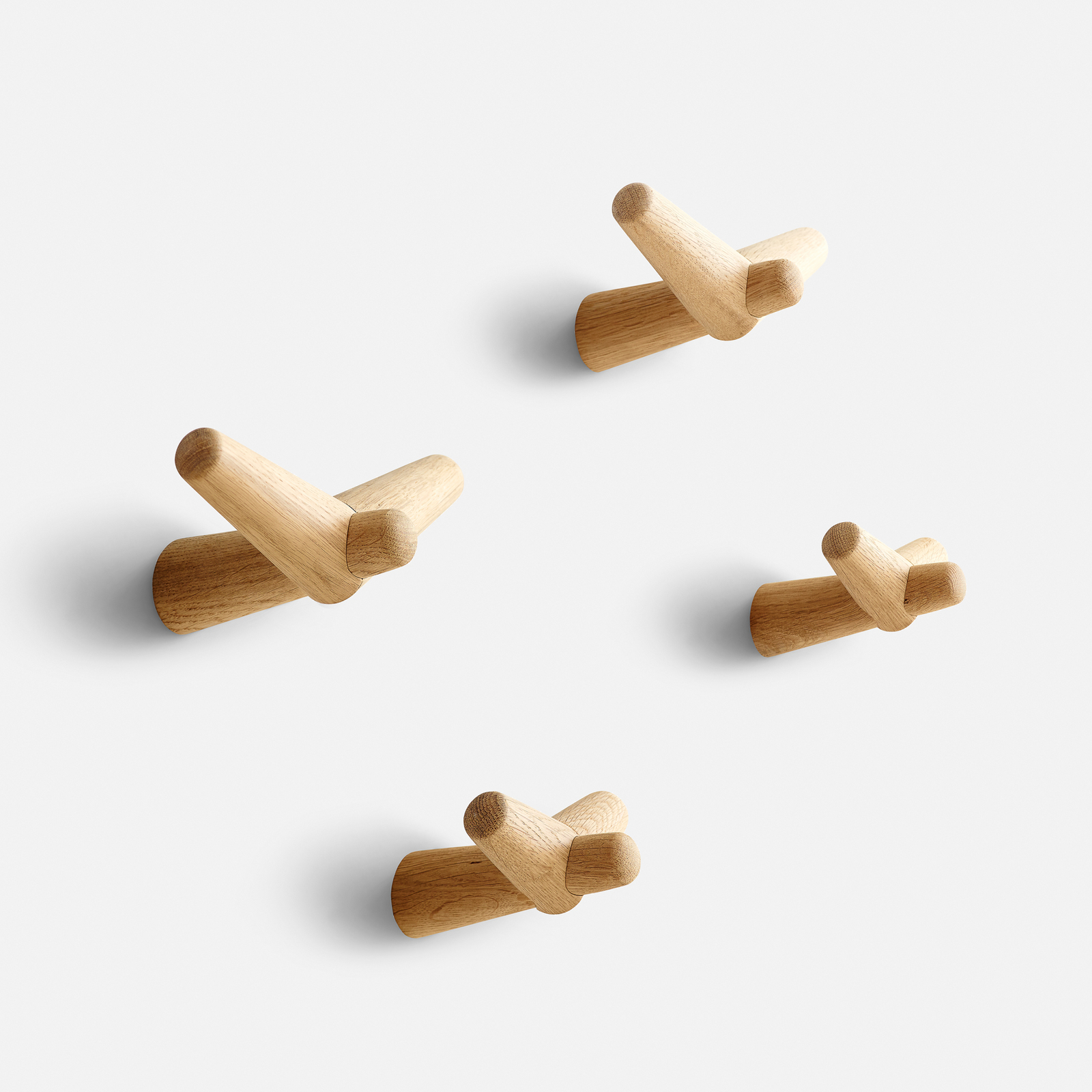 Patère Tail Wing moyenne, longueur 20 cm, chêne – Woud