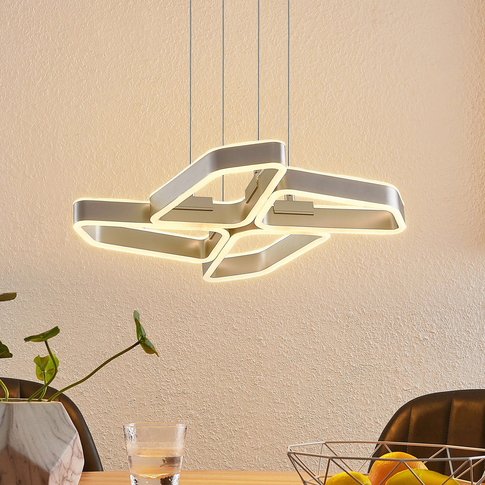 Lucande Quinn-LED-riippuvalo 4-lamppuinen, nikkeli