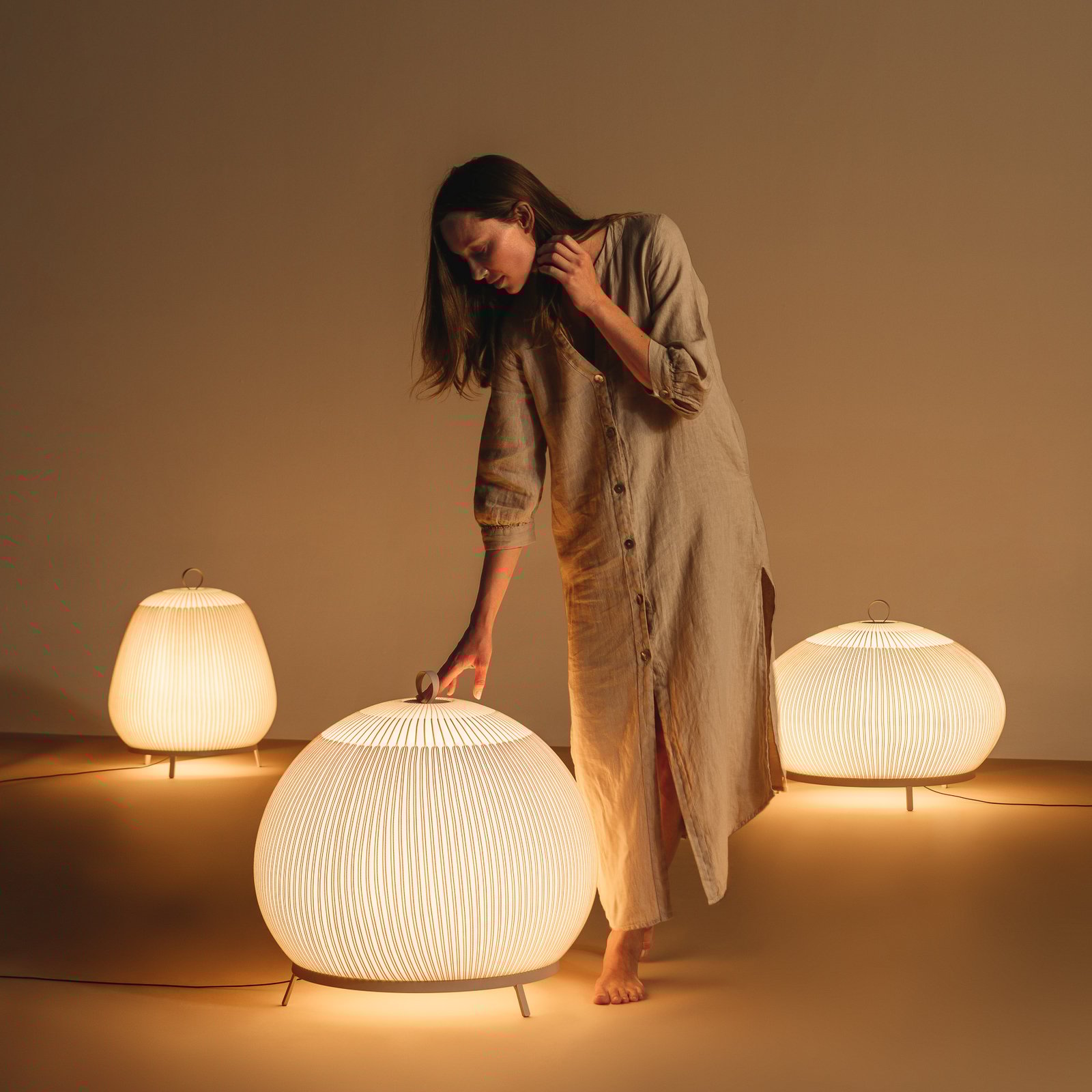 Knit LED álló lámpa 7492 bézs Magasság 51 cm 927 Casambi - Vibia Knit LED álló lámpa 7492 bézs Magasság 51 cm 927 Casambi - Vibia