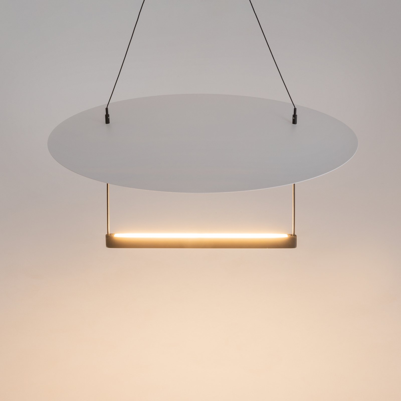 Maytoni LED-Hängeleuchte Ambience, Ø 60 cm, schwarz / weiß