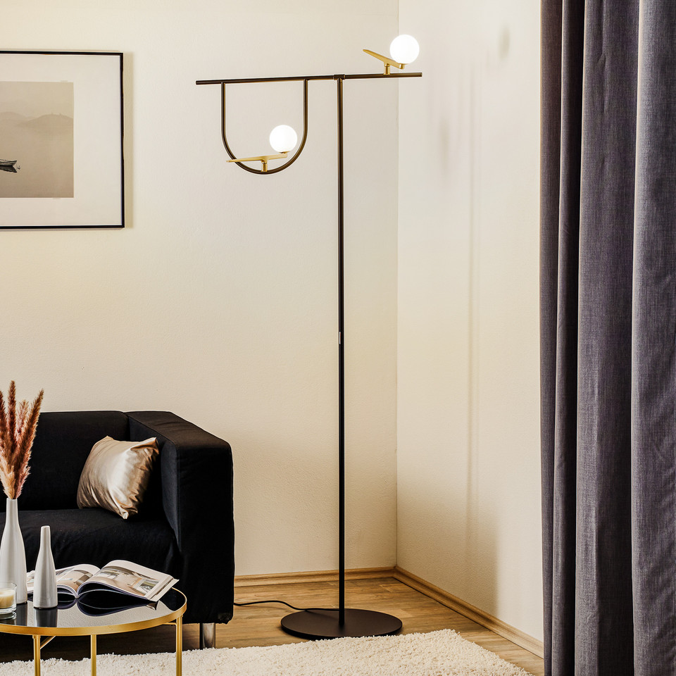 Artemide Yanzi F Golvlampa, svart från Artemide
