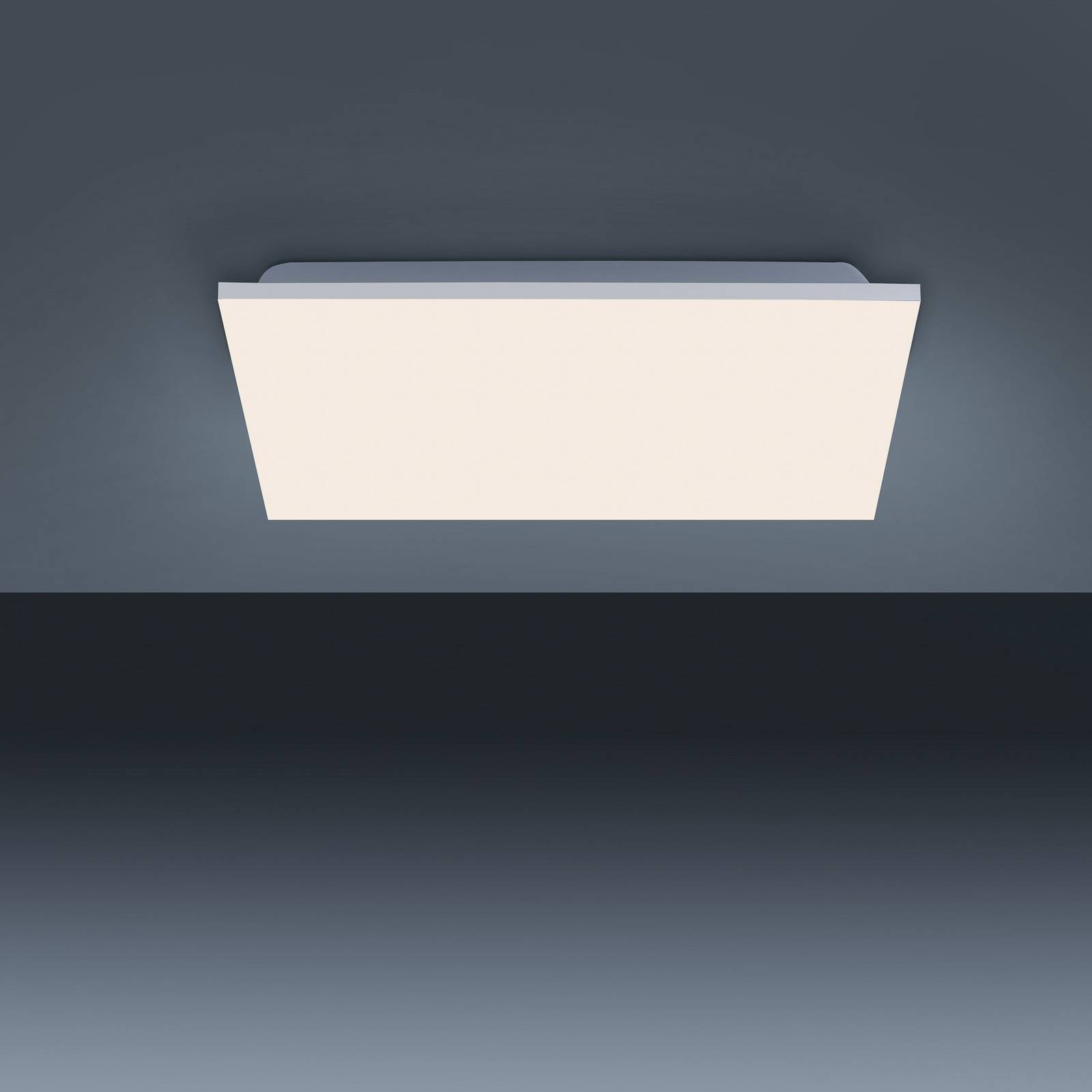 JUST LIGHT. LED stropní svítidlo Yukon 45 x 45 cm, RGB/CCT