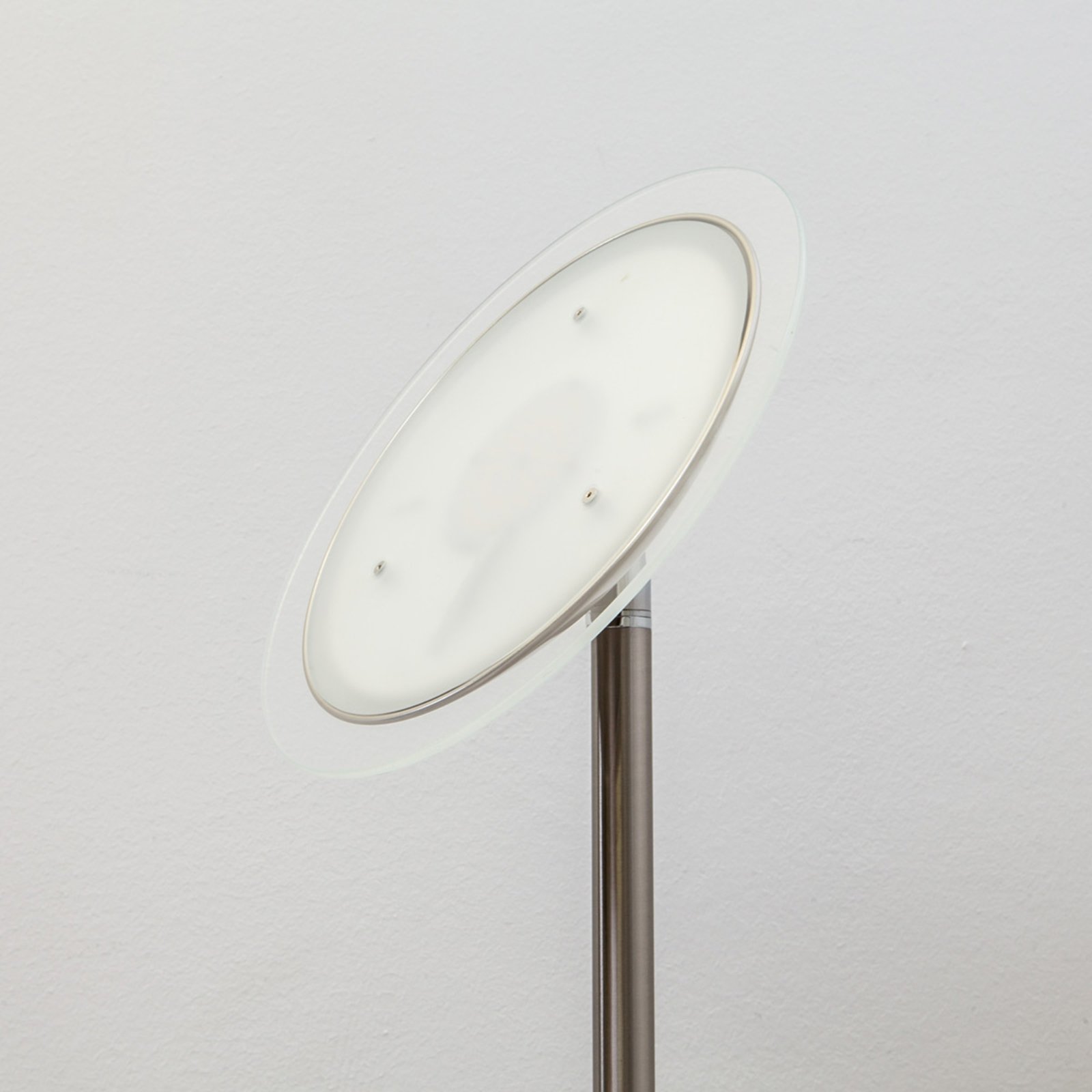 Malea LED Vloerlamp w/Arm Matt Nickel - Lindby