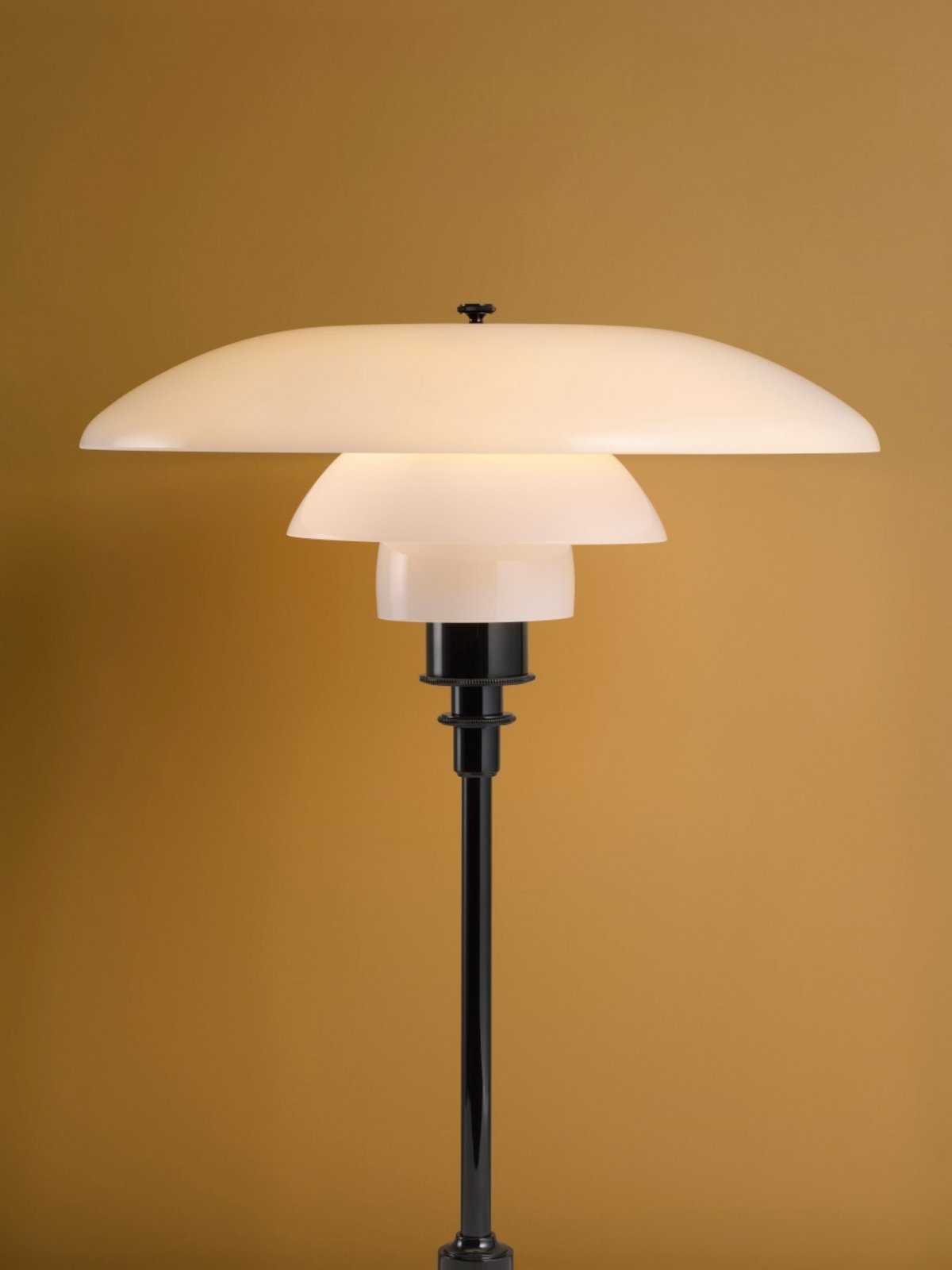 PH 3½-2½ Stolní Lampa Black Metallic - Louis Poulsen