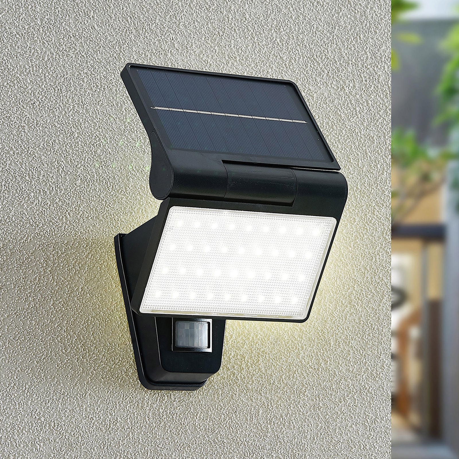 Prios Dagan udendørs LED-vægspot, sensor, solcelle