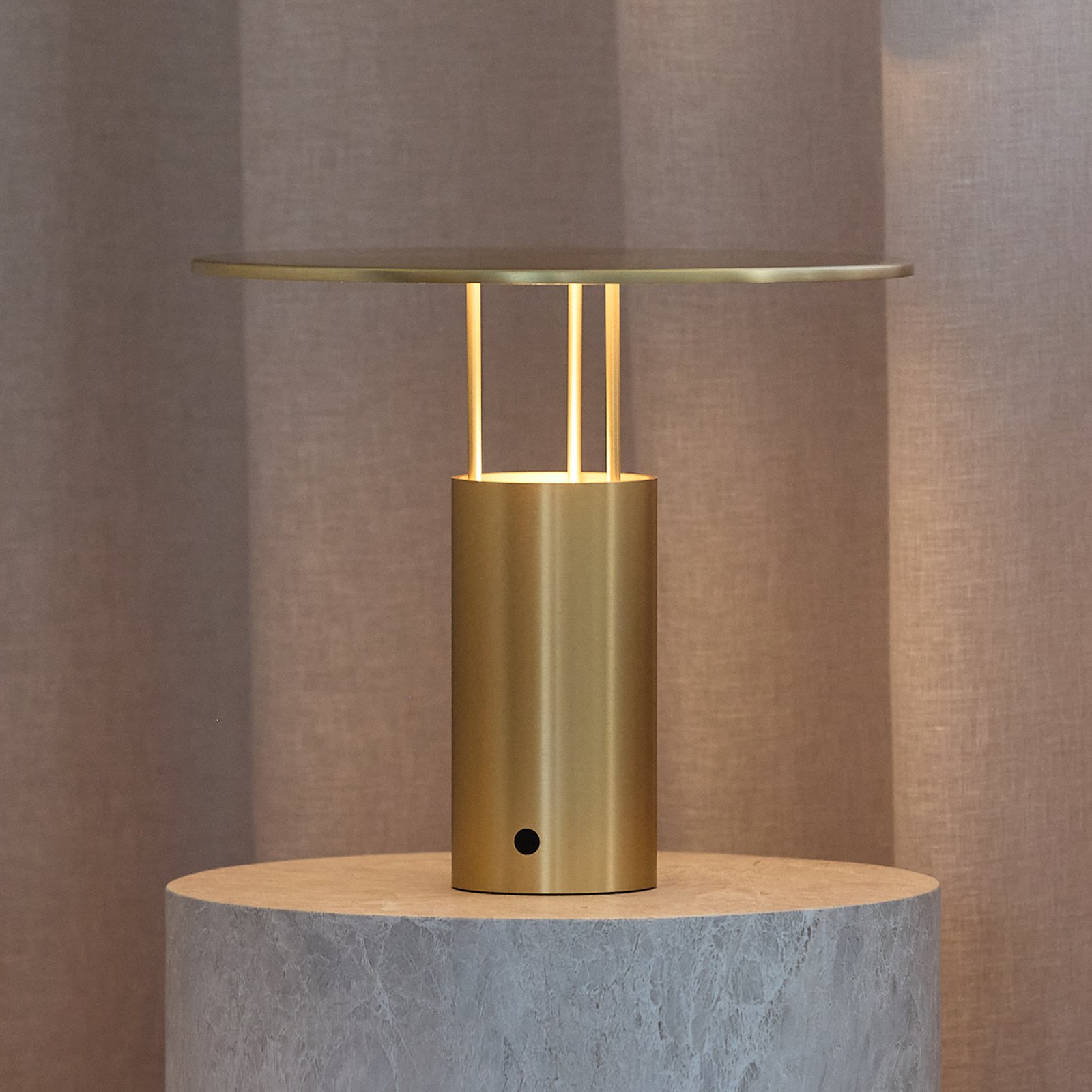 Tempel280 LED-Tischleuchte, messing, Höhe 24,5 cm - Piet Hein Tempel280 LED-Tischleuchte, messing, Höhe 24,5 cm - Piet Hein