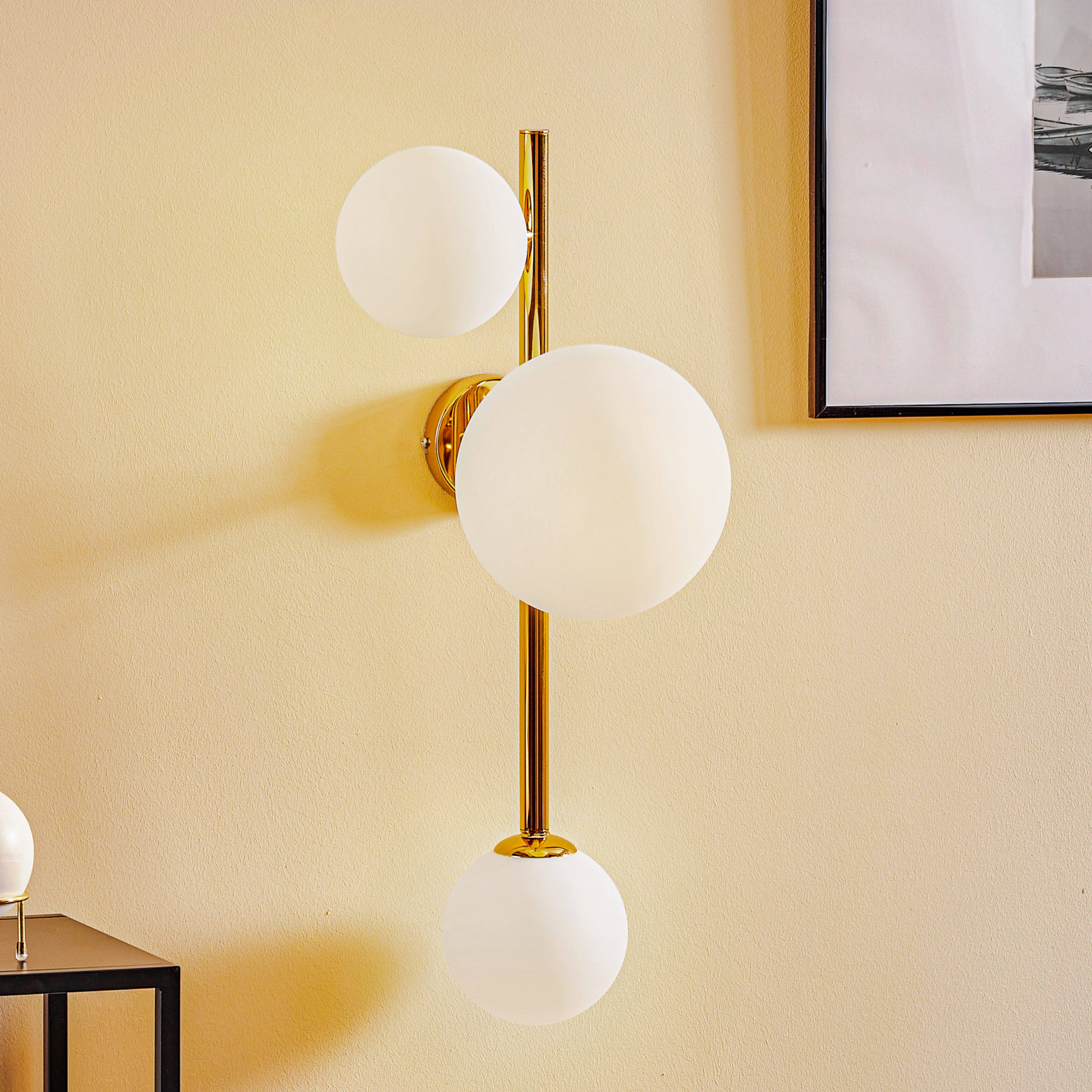 Dione wall light, 3-bulb, gold