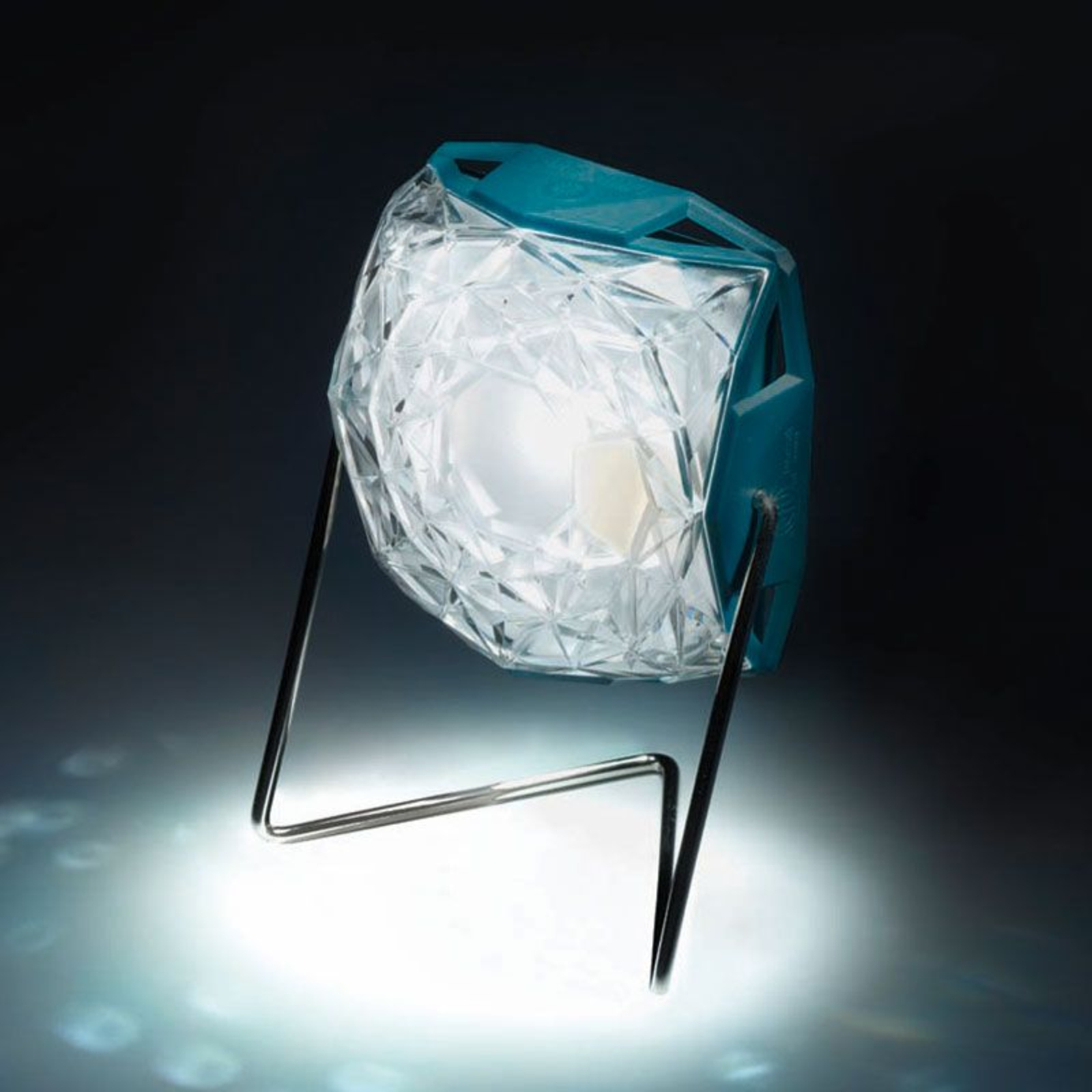 Little Sun Diamond LED-solcellelampe med stativ