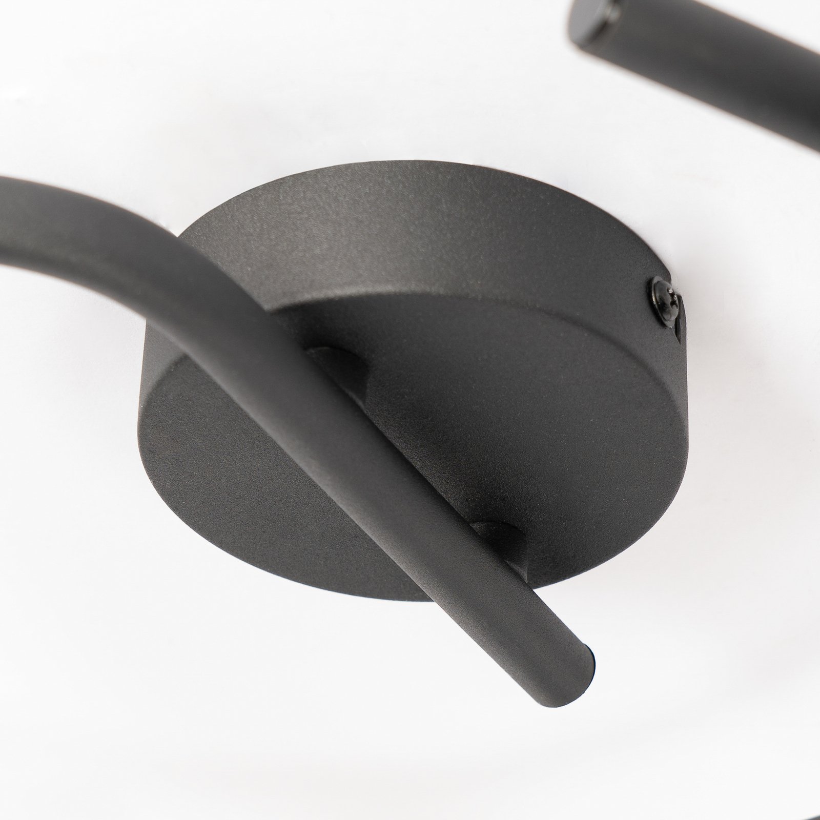 Lonnaris 3 Round Deckenleuchte Black/Nature - Lindby