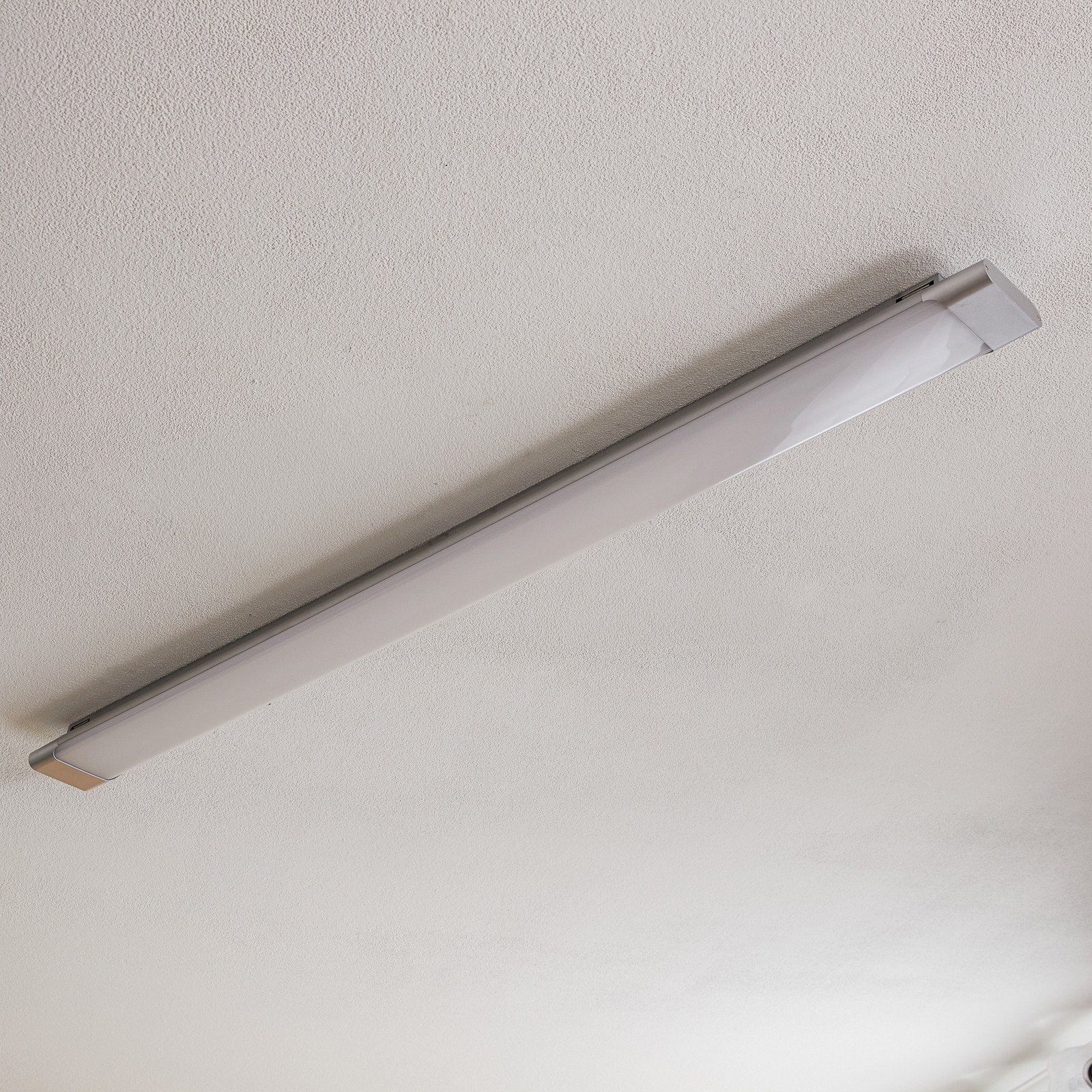 Arcchio plafonieră LED Vinca 120 cm 3.450 lm 4.000 K - Studiu / Birou - modern - alb argintiu - Plastic