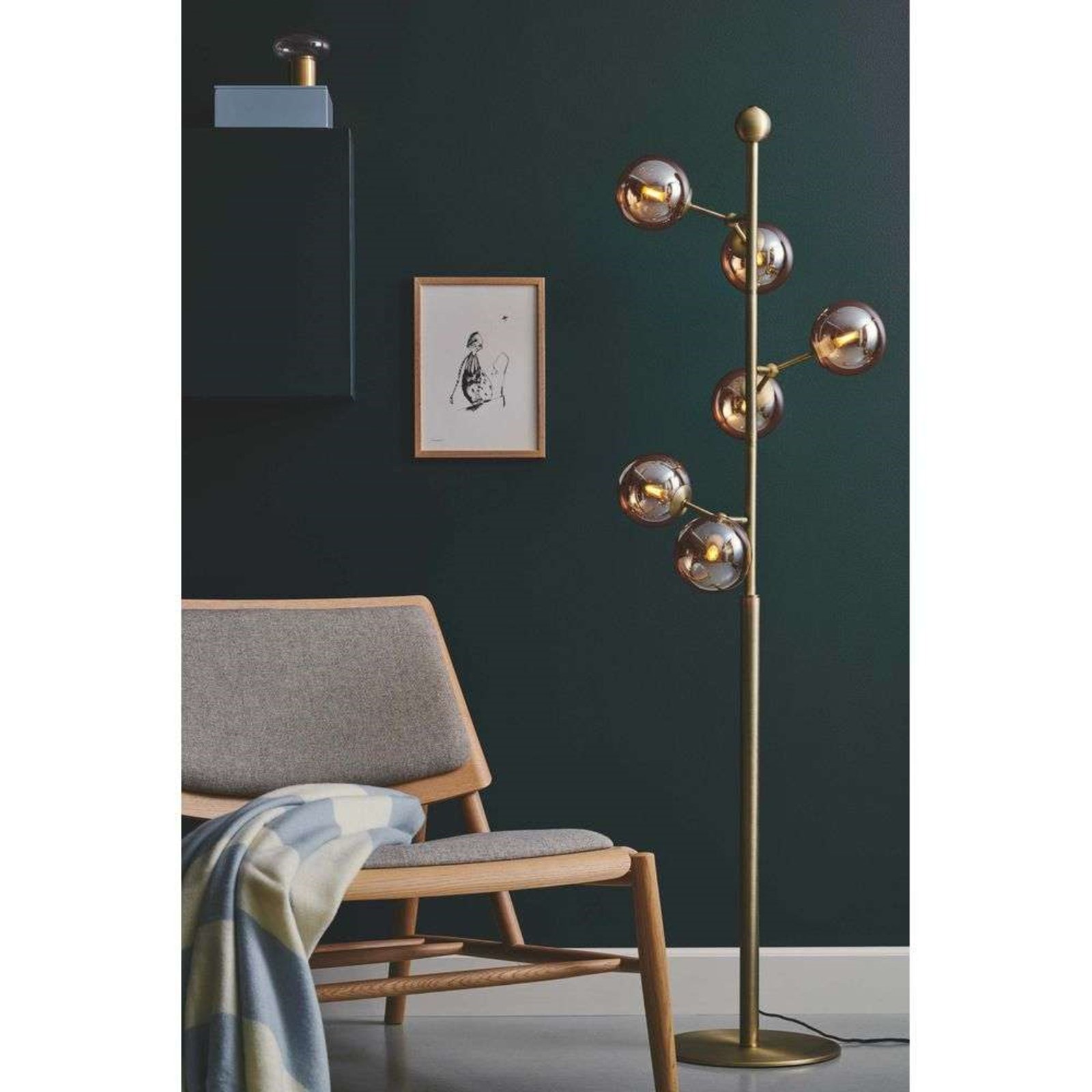 Atom Lampadar Antique Brass - Halo Design