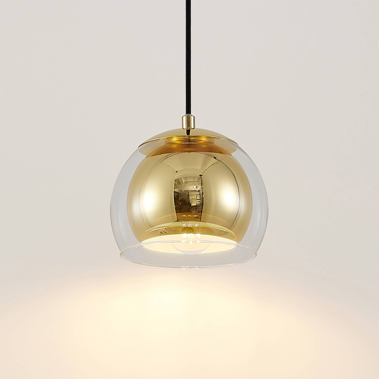 Lindby Daymien suspension, à 1 lampe, laiton