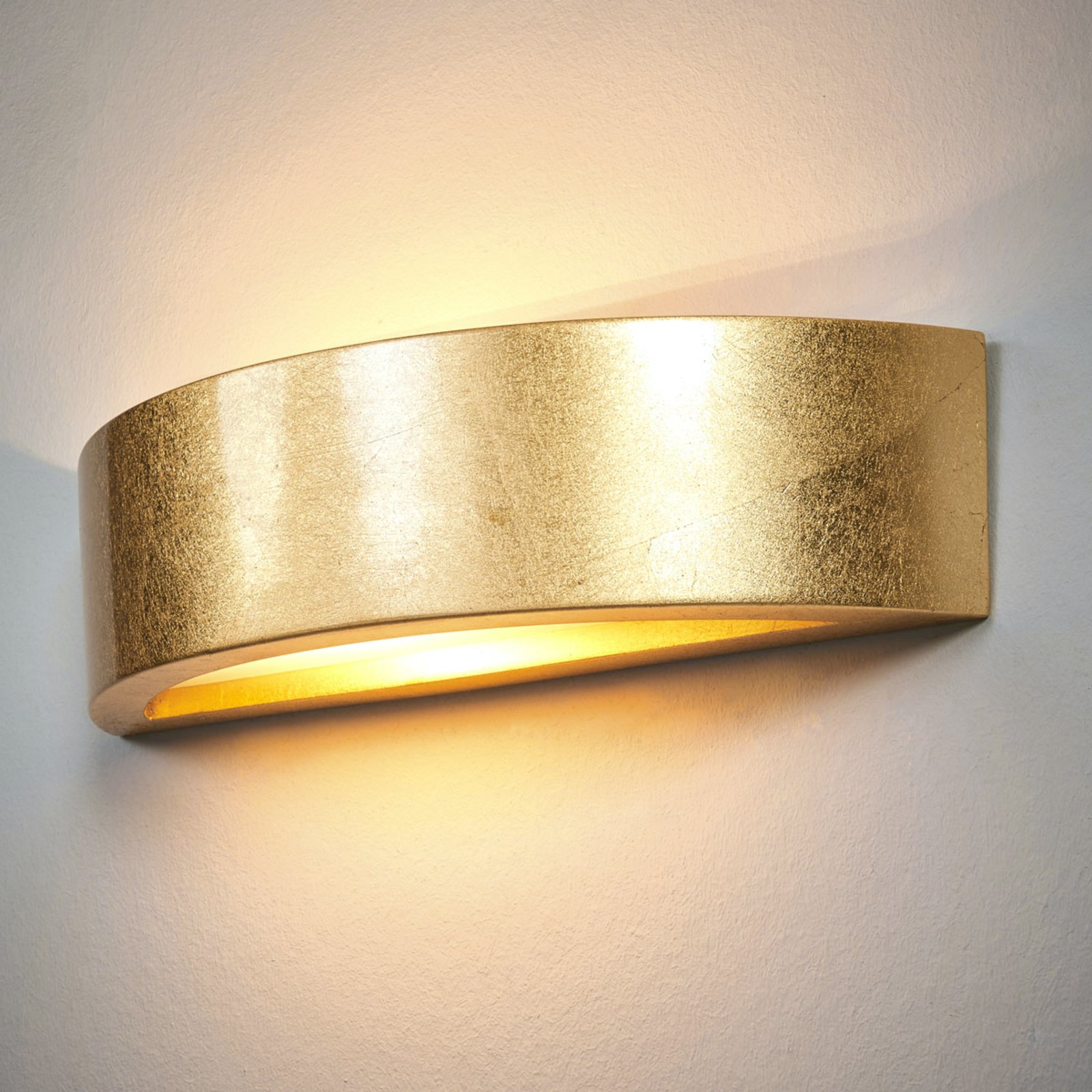 Jasin - wandlamp met gouden oppervlak