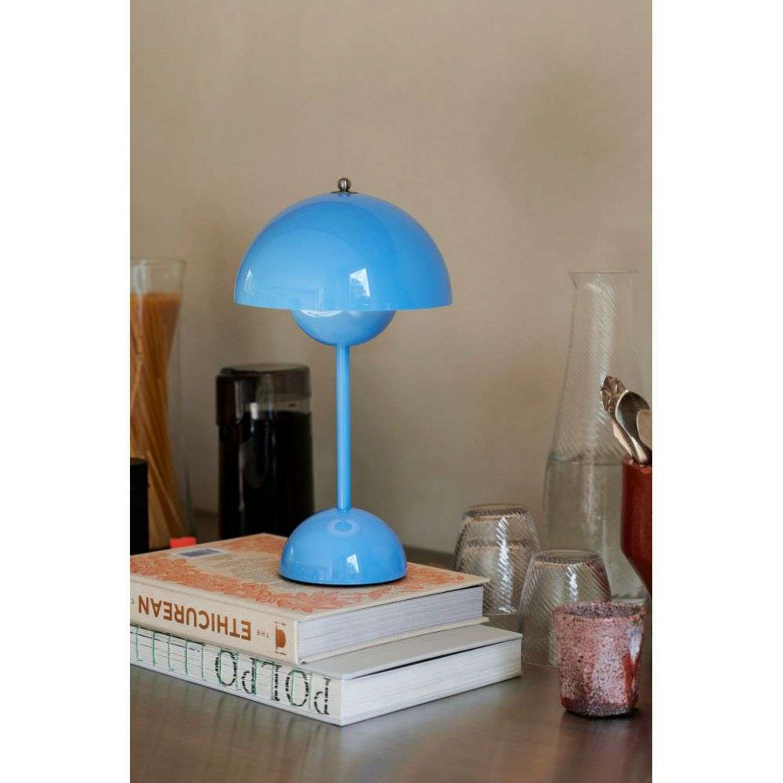 Flowerpot VP9 Portable Lampă de Masă Swim Blue - &Tradition