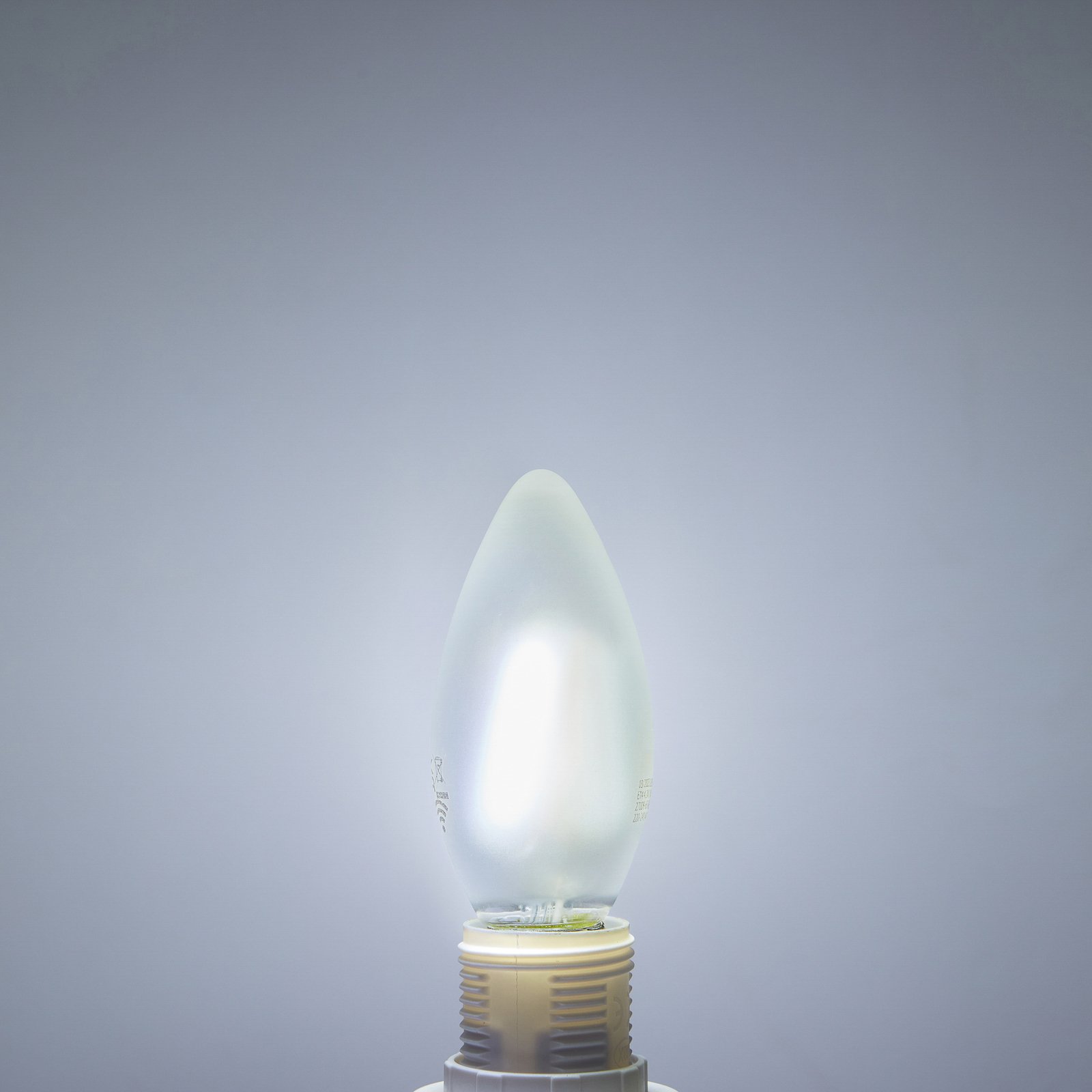 Žárovka 4,2 W WLAN CCT E14 matná – LUUMR