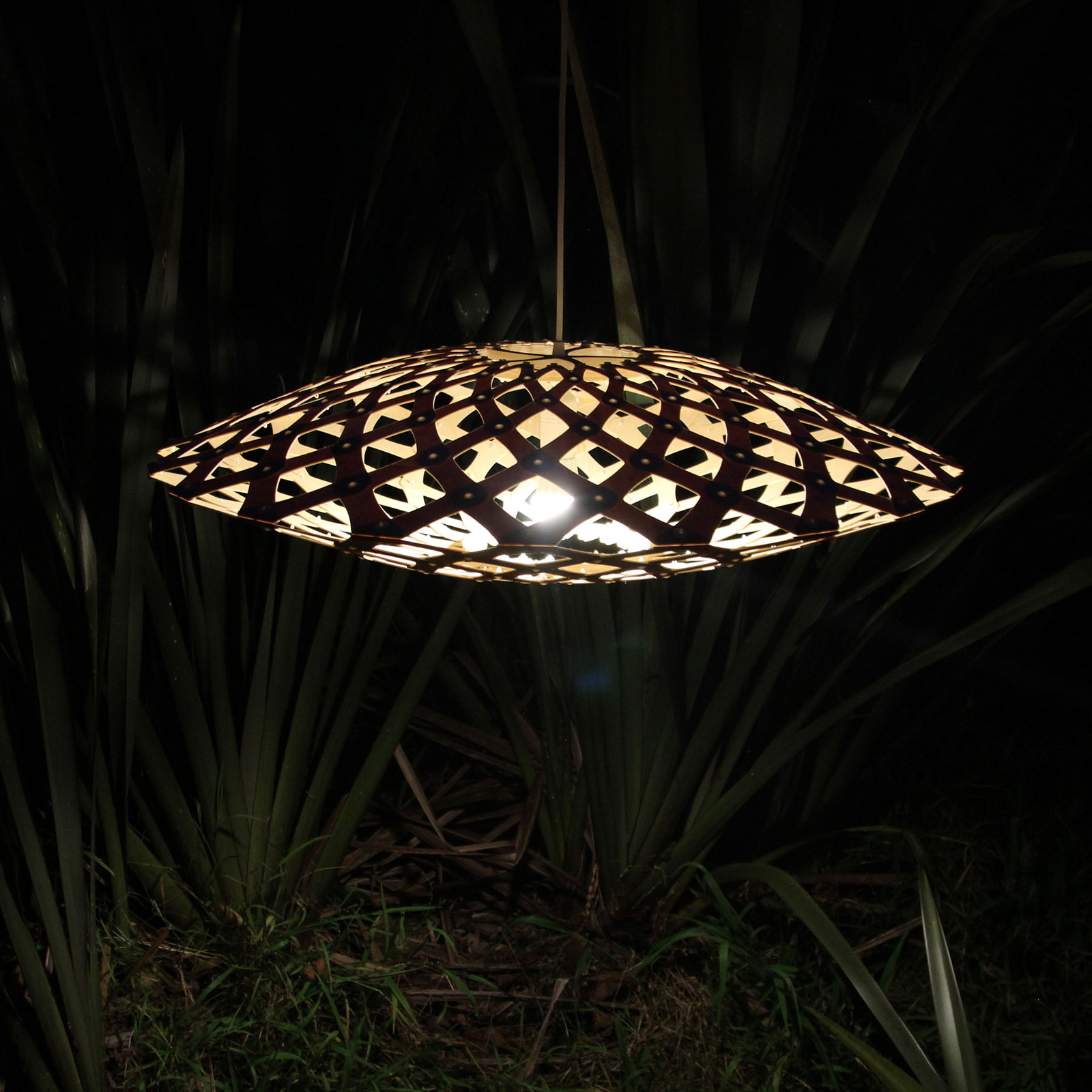 david trubridge Flax piekaramais lukturis Ø 80cm bambuss