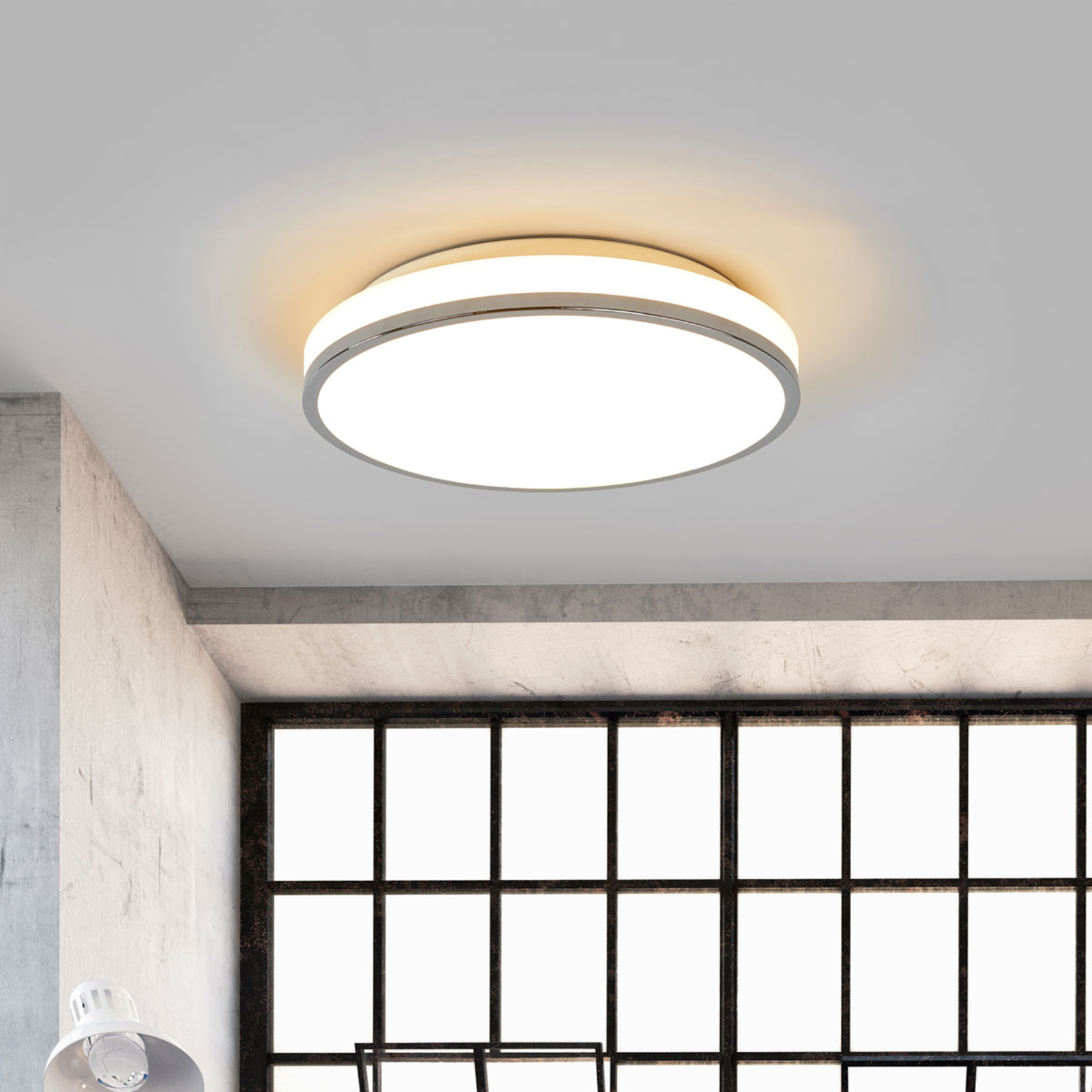 Lyss - lampada LED da soffitto per bagno cromata