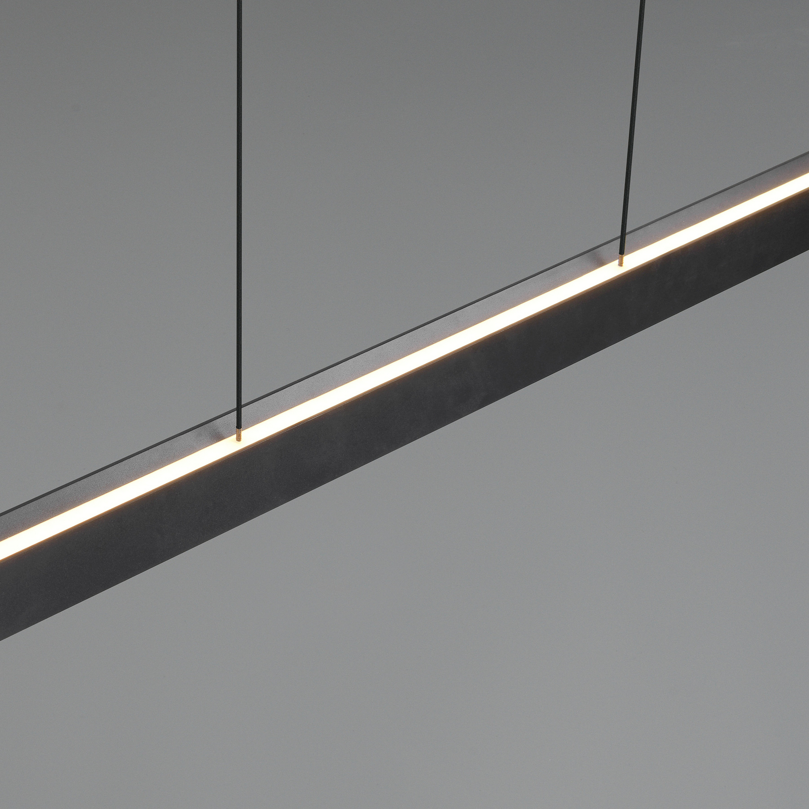 Candeeiro suspenso LED Donegal, preta, comprimento 150 cm, CCT Candeeiro suspenso LED Donegal, preta, comprimento 150 cm, CCT