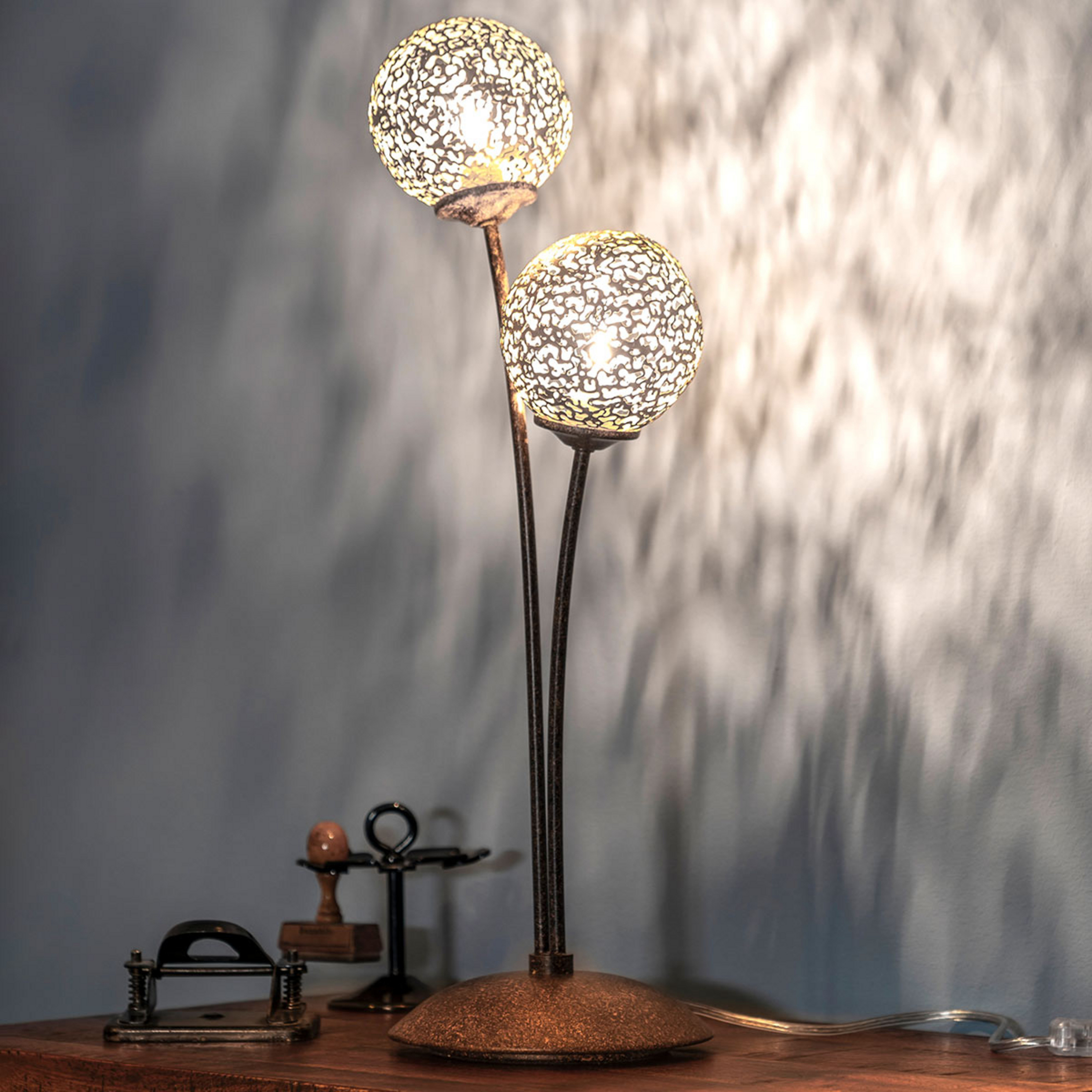 Paul Neuhaus Tischlampe Greta, rost/gold, Metall, 2-flg., G9
