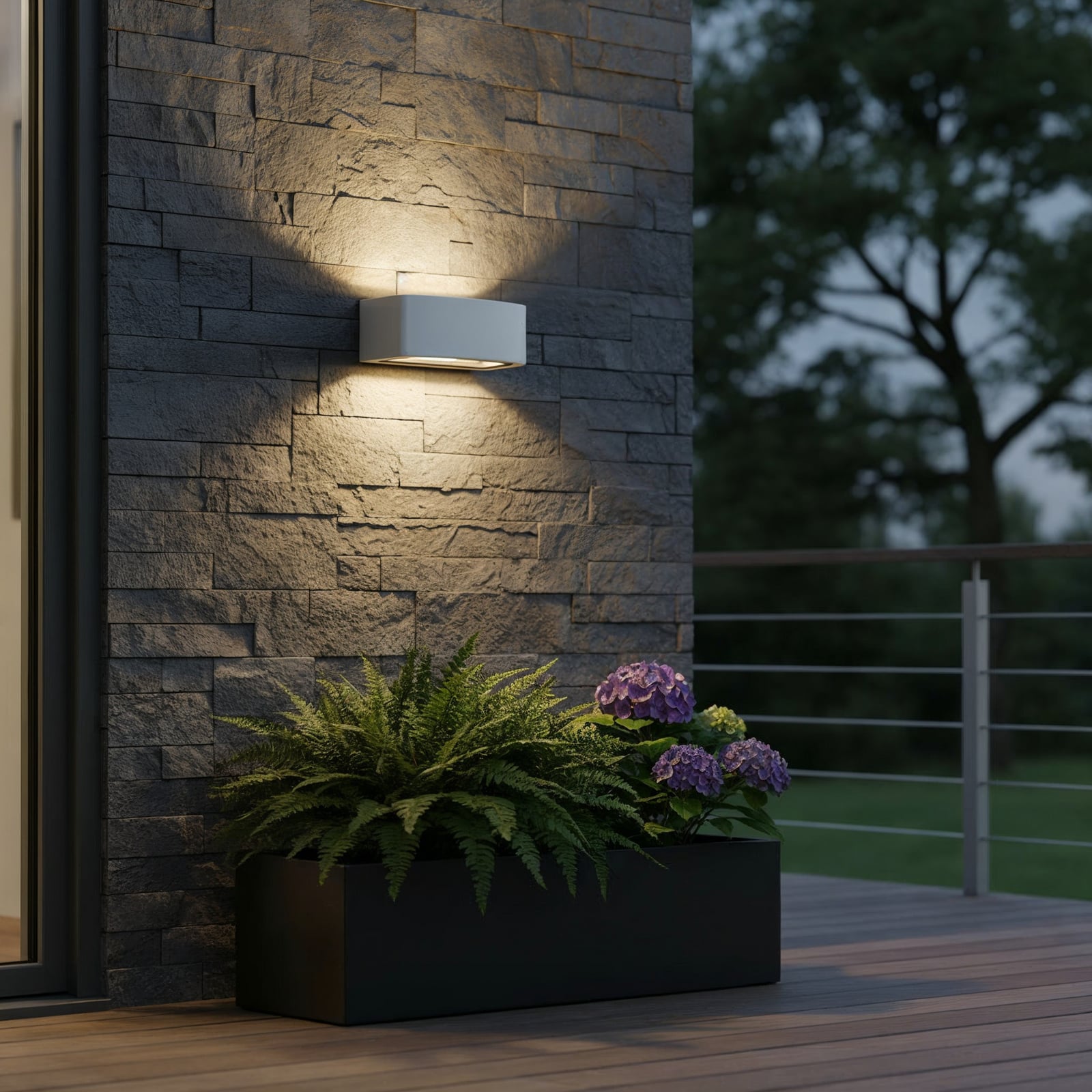 Ideal Lux Kinkiet zewnętrzny Andromeda, biały, szerokość 22 cm, aluminium