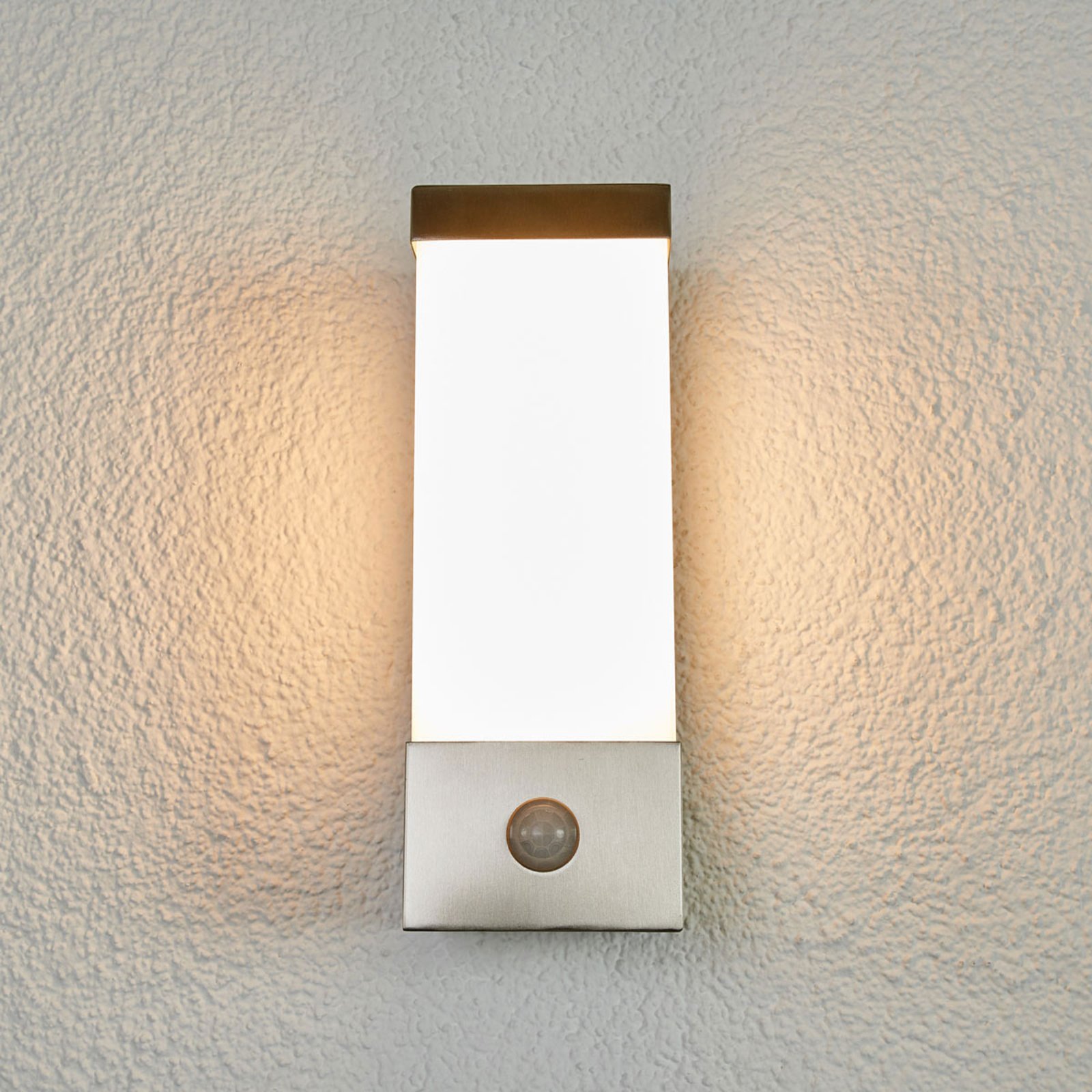 Severina LED Outdoor Wall Lamp w/Sensor Stainless Steel/White - Lindby