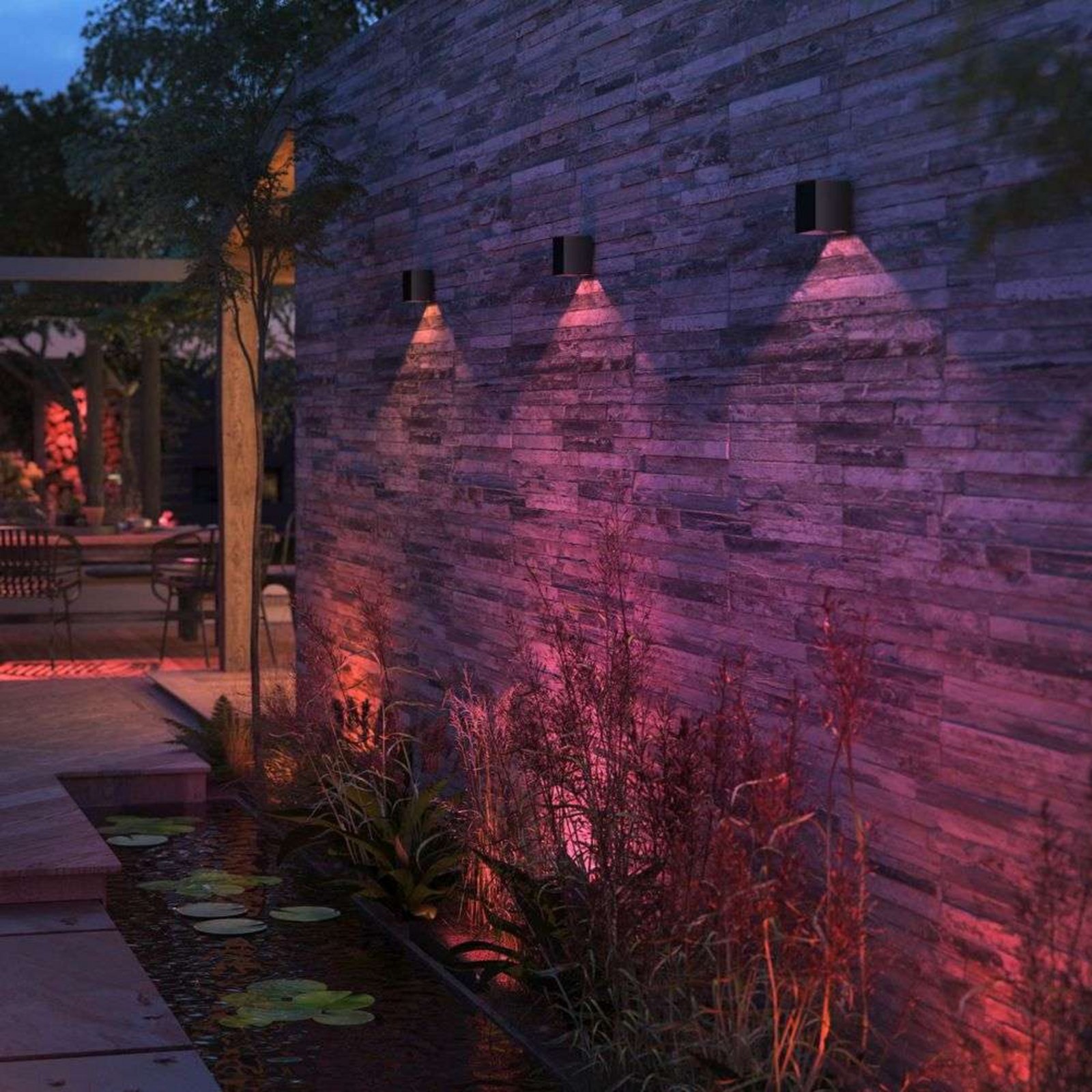 Resonate Hue Aplica de Exterior White&Color Amb. Black - Philips Hue