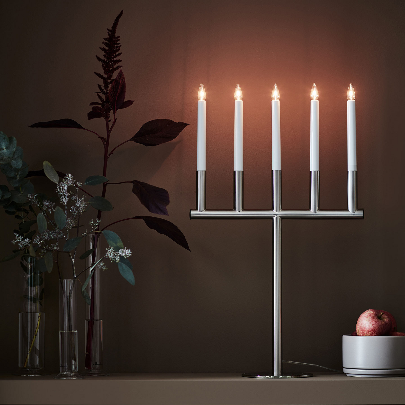 Marksl?jd Manhattan lysestake 5 lyskilder 61,5 cm st?l - Aluminium / gr? / sink