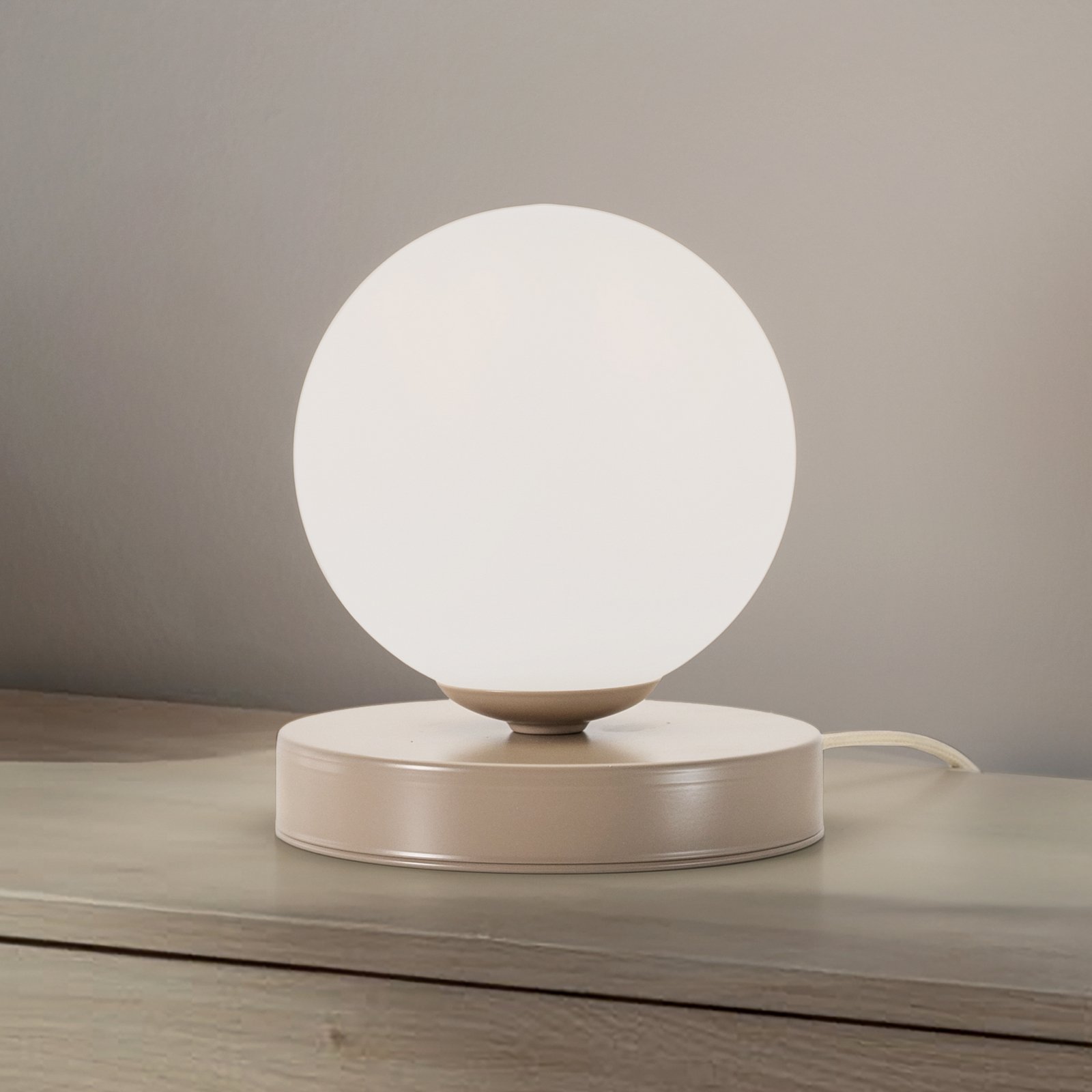 Galda lampa Joel, augstums 17 cm, smilškrāsas/balta