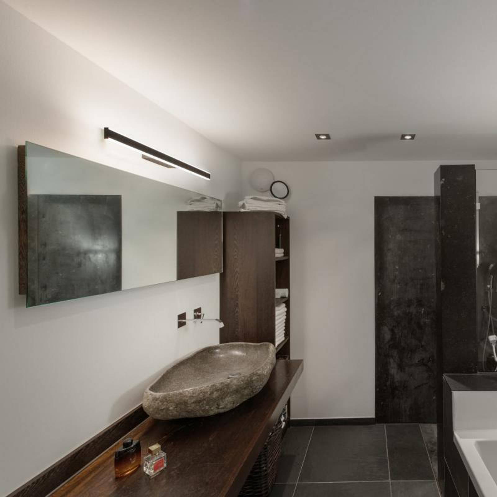 SLV Kinkiet LED do łazienki One Linear, 70 cm, czarny, CCT