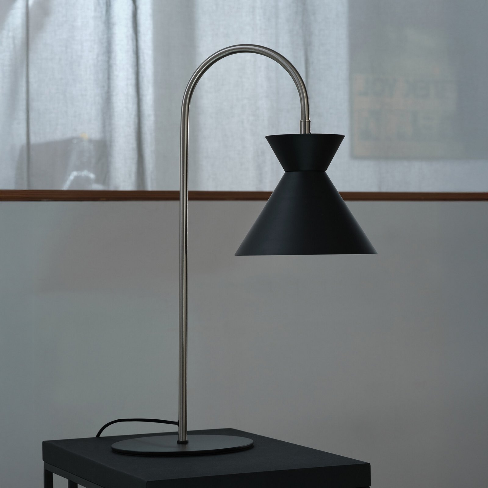 OSRAM bordlampe Decor Waist, stål, svart, E27