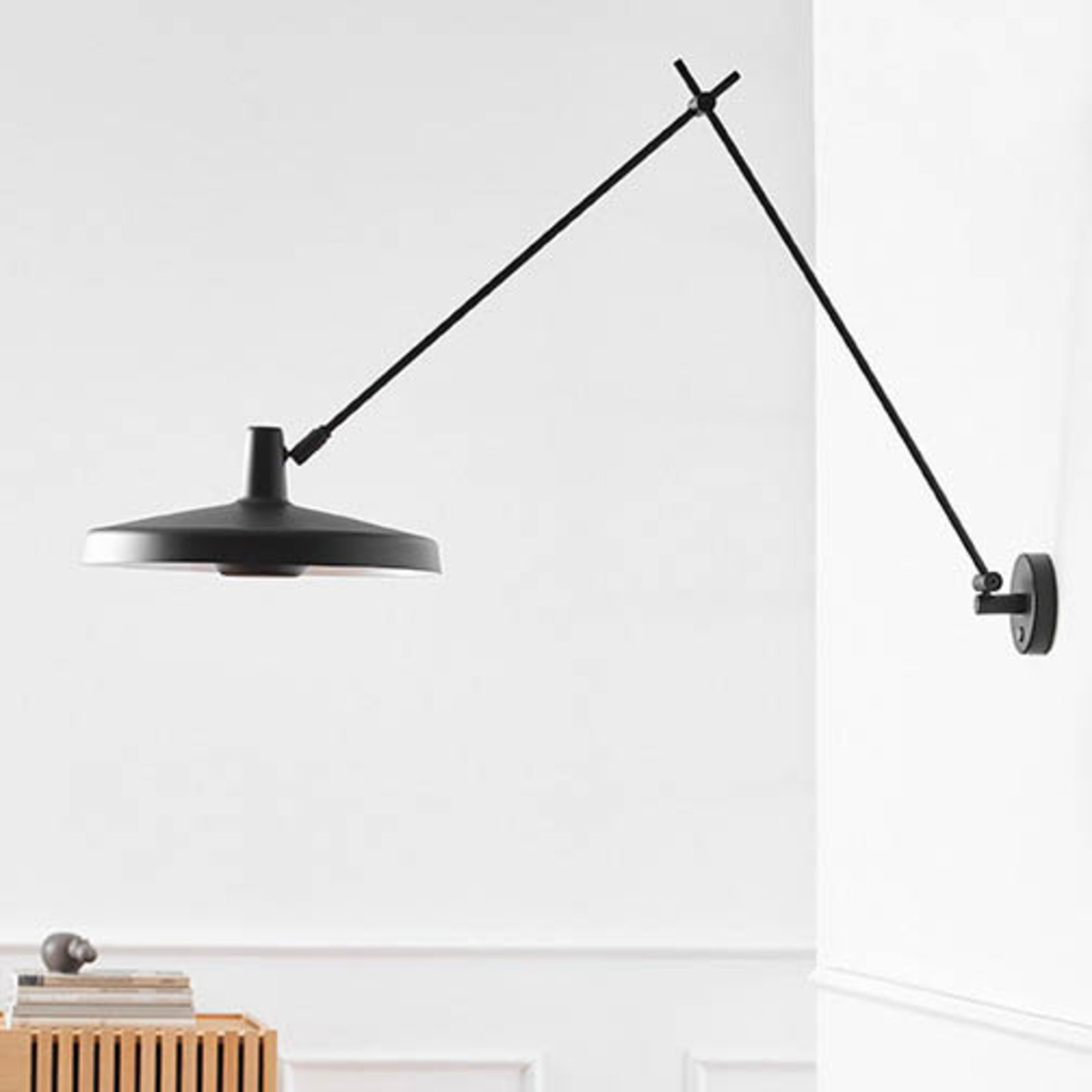 GRUPA Arigato wand 1-lamp 140cm Ø45cm zwart