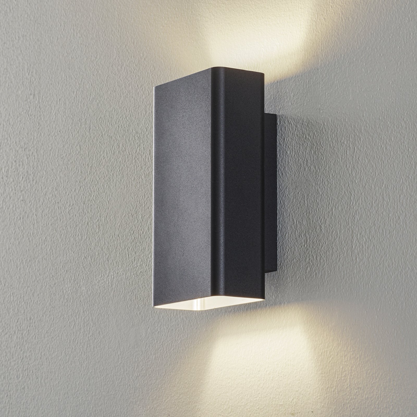 BEGA Studio Line væglampe smal, sort/alu, 22 cm