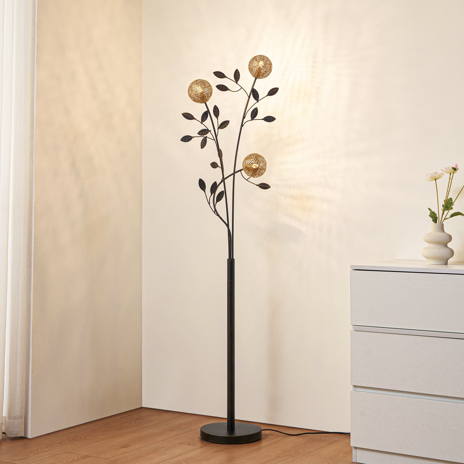 Lucande Candeeiro de pé Evory, 160 cm, 3 lâmpadas, preto/dourado, G9