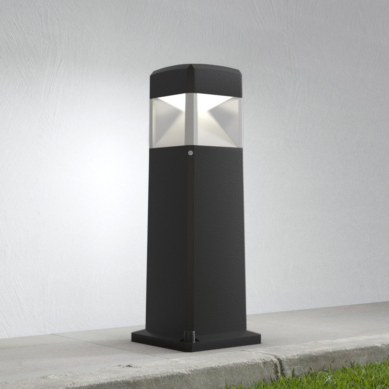 Elisa 500 LED pillar light, black, clear, 10 W CCT