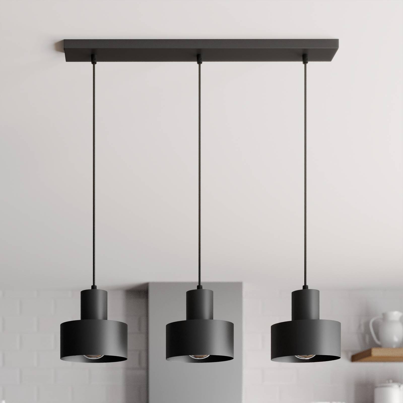 E-shop Závesná lampa Rif, lineárna troj-plameňová čierna