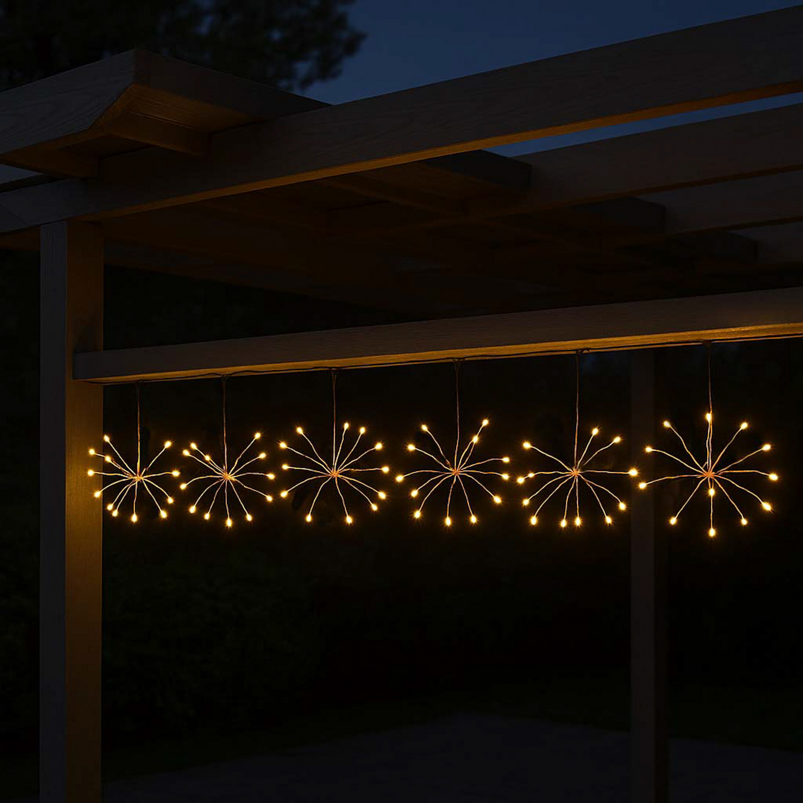Ηλιακή αλυσίδα φωτιστικών LED FIREWORKS, μήκος 420 εκ., μαύρη, 144 φωτιστικά Ηλιακή αλυσίδα φωτιστικών LED FIREWORKS, μήκος 420 εκ., μαύρη, 144 φωτιστικά