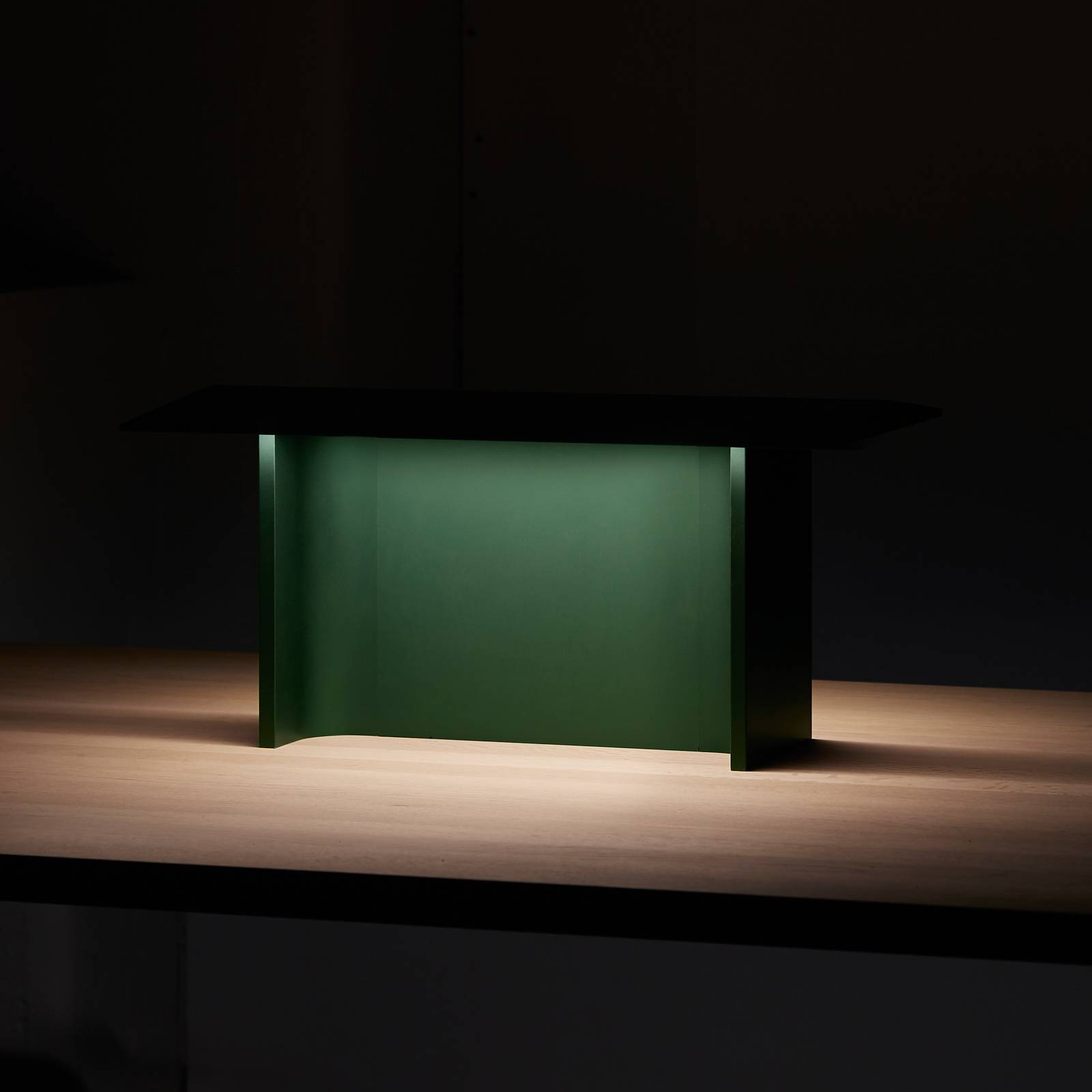 Luceplan Fienile LED table lamp, forest green, for Living / Dining Room, aluminium, polycarbonate, 19 W, energy efficiency: A+, L: 45 cm, W: 28 cm, H: 22 cm