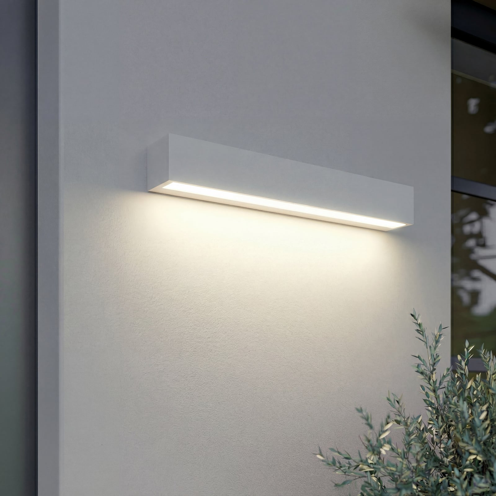 Lucande LED āra sienas lampa Lengo, 50 cm, balta, virzienā uz leju, 3000 K