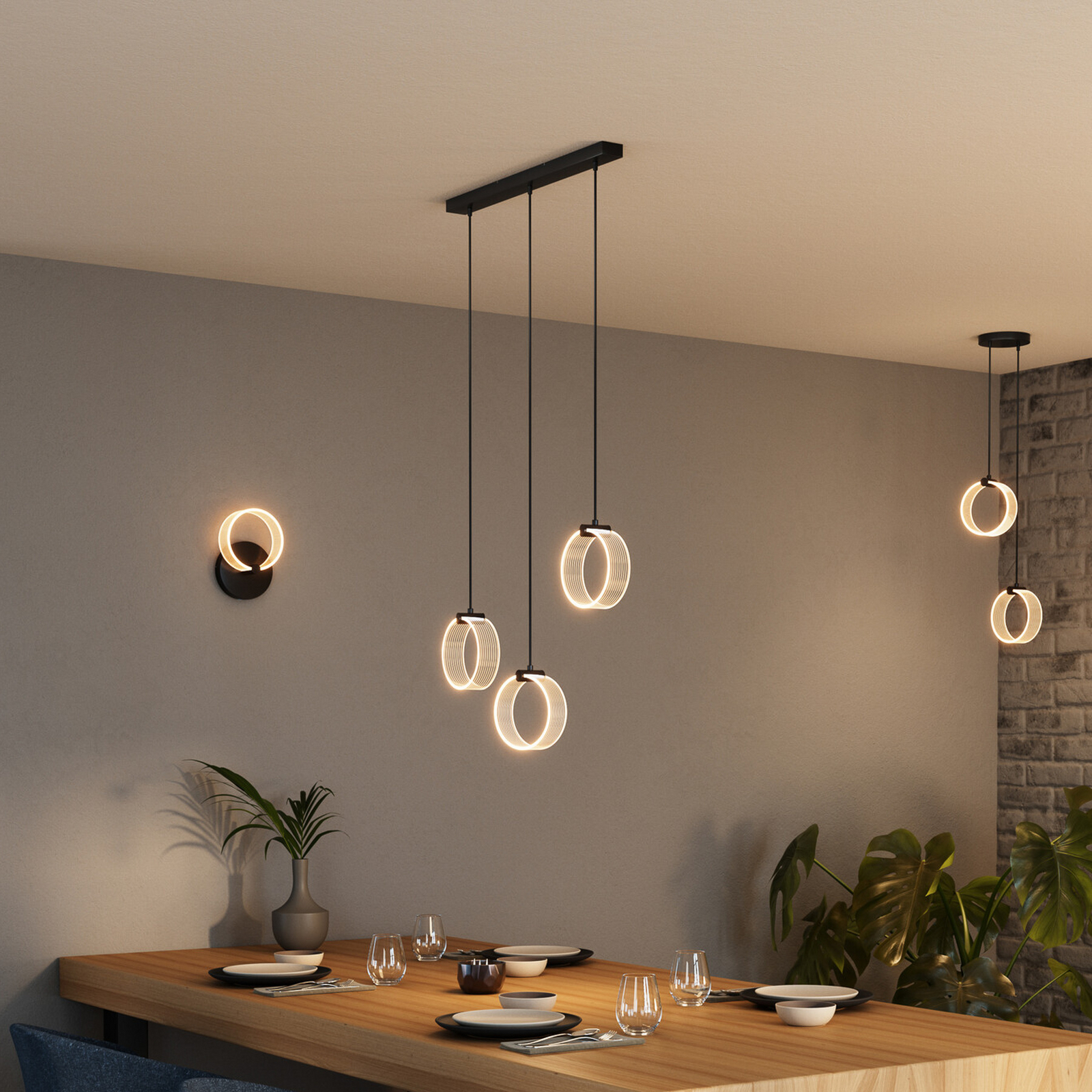 OSRAM LED-Hängelampe Decor Circle, 3-fl. lang, CCT, schwarz
